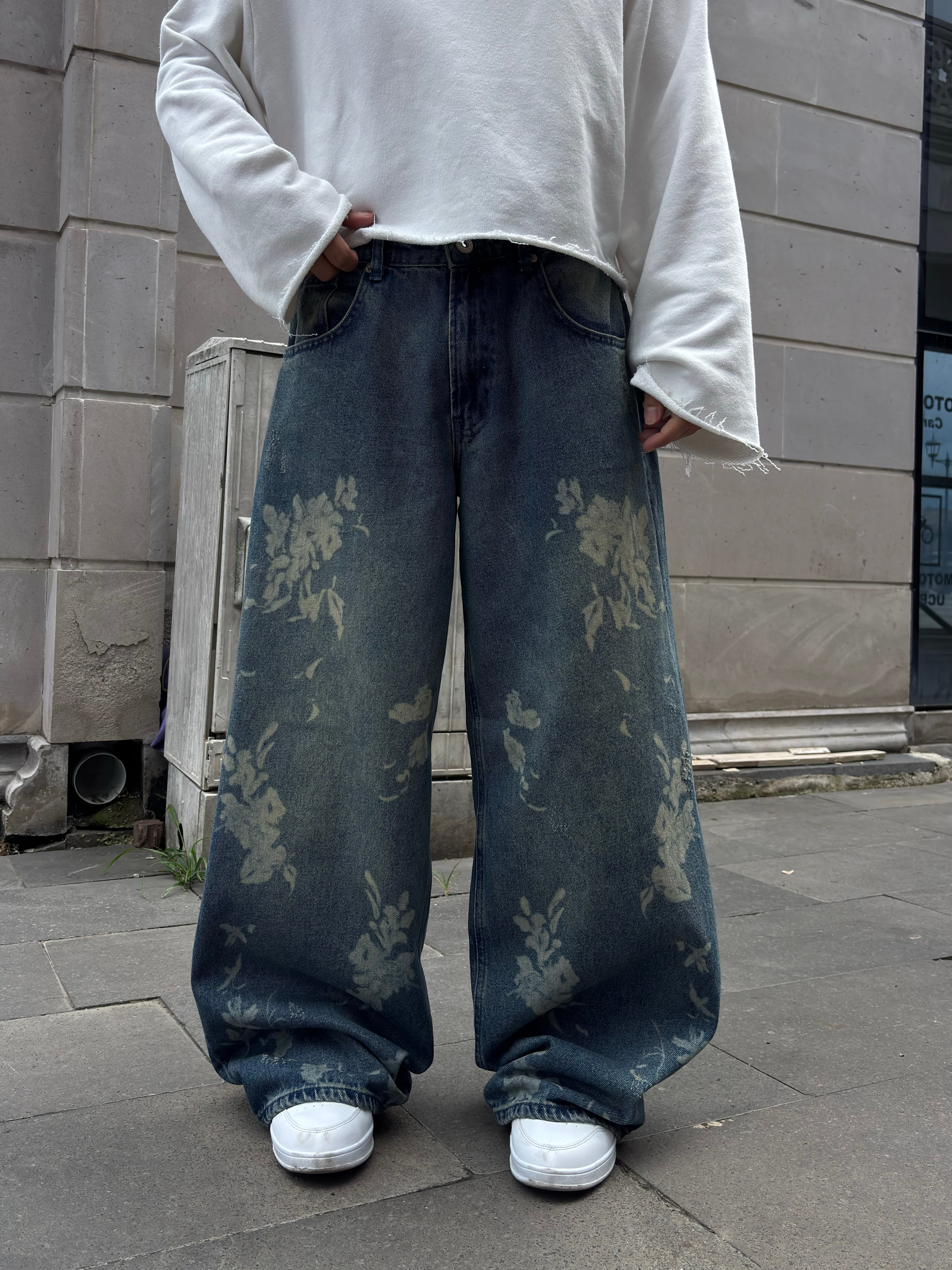 Premium Flora Fade Wash Baggy Jeans