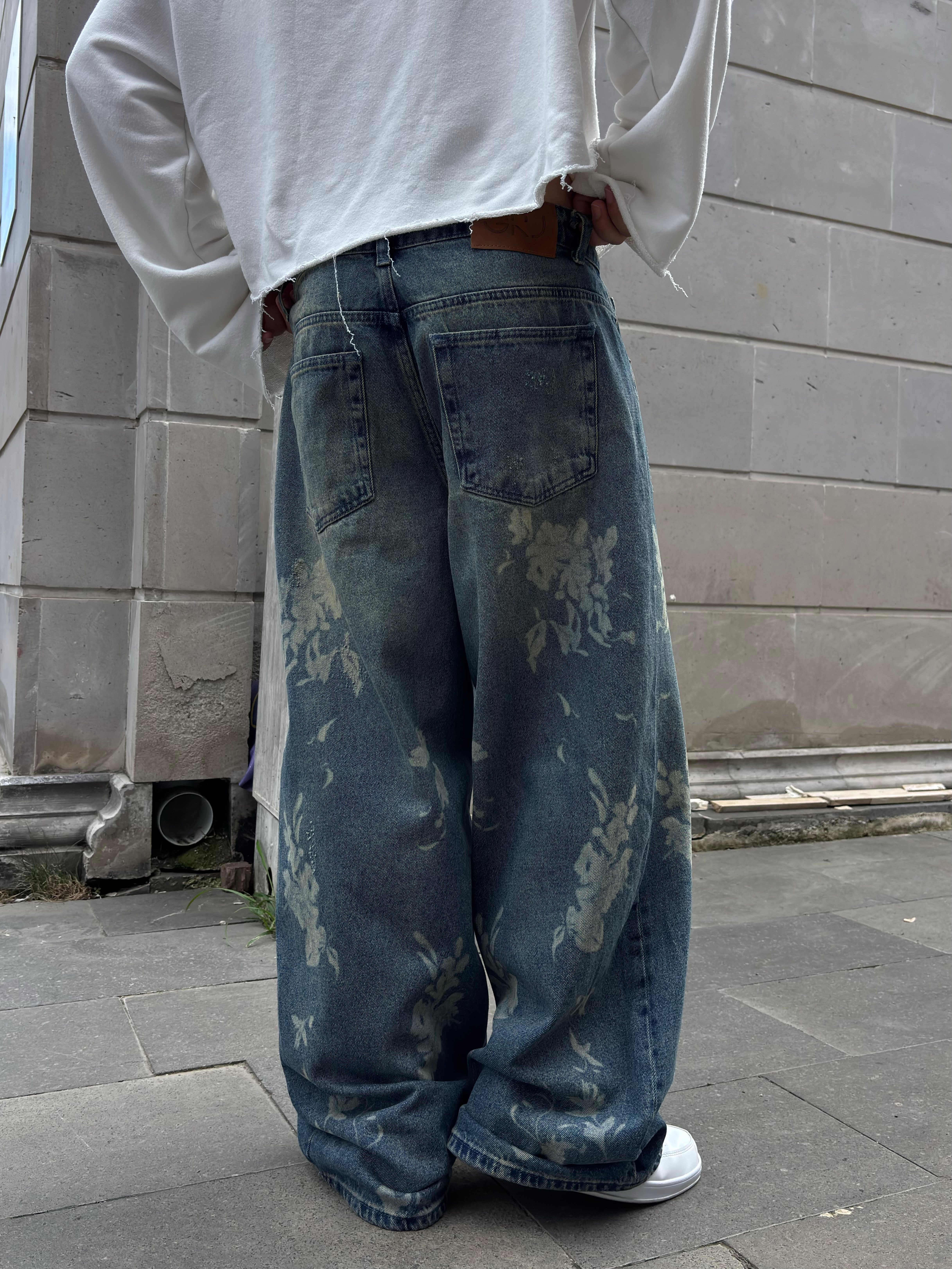 Premium Flora Fade Wash Baggy Jeans