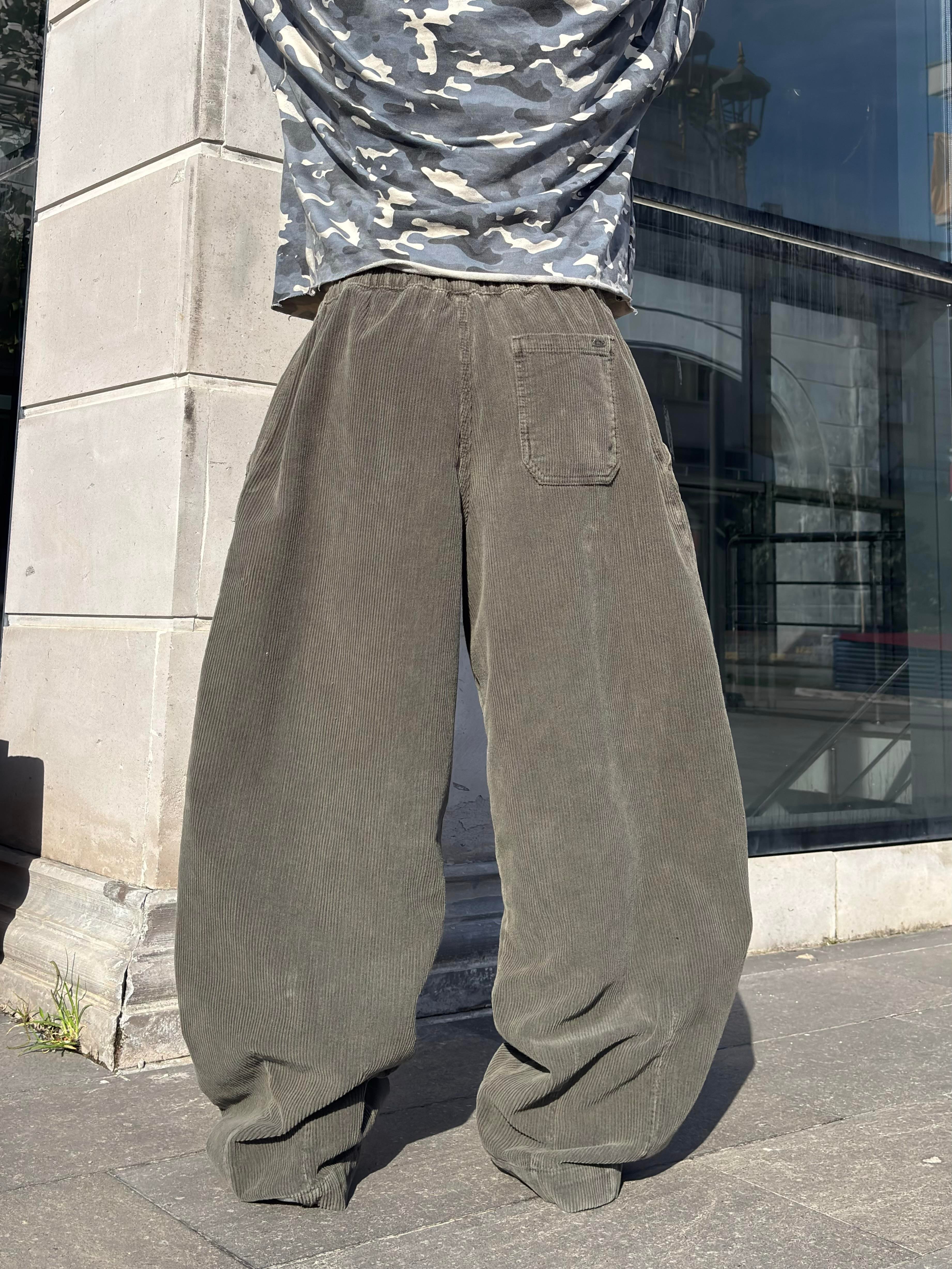 Premium Haki Tone Conduroy Baggy Pants
