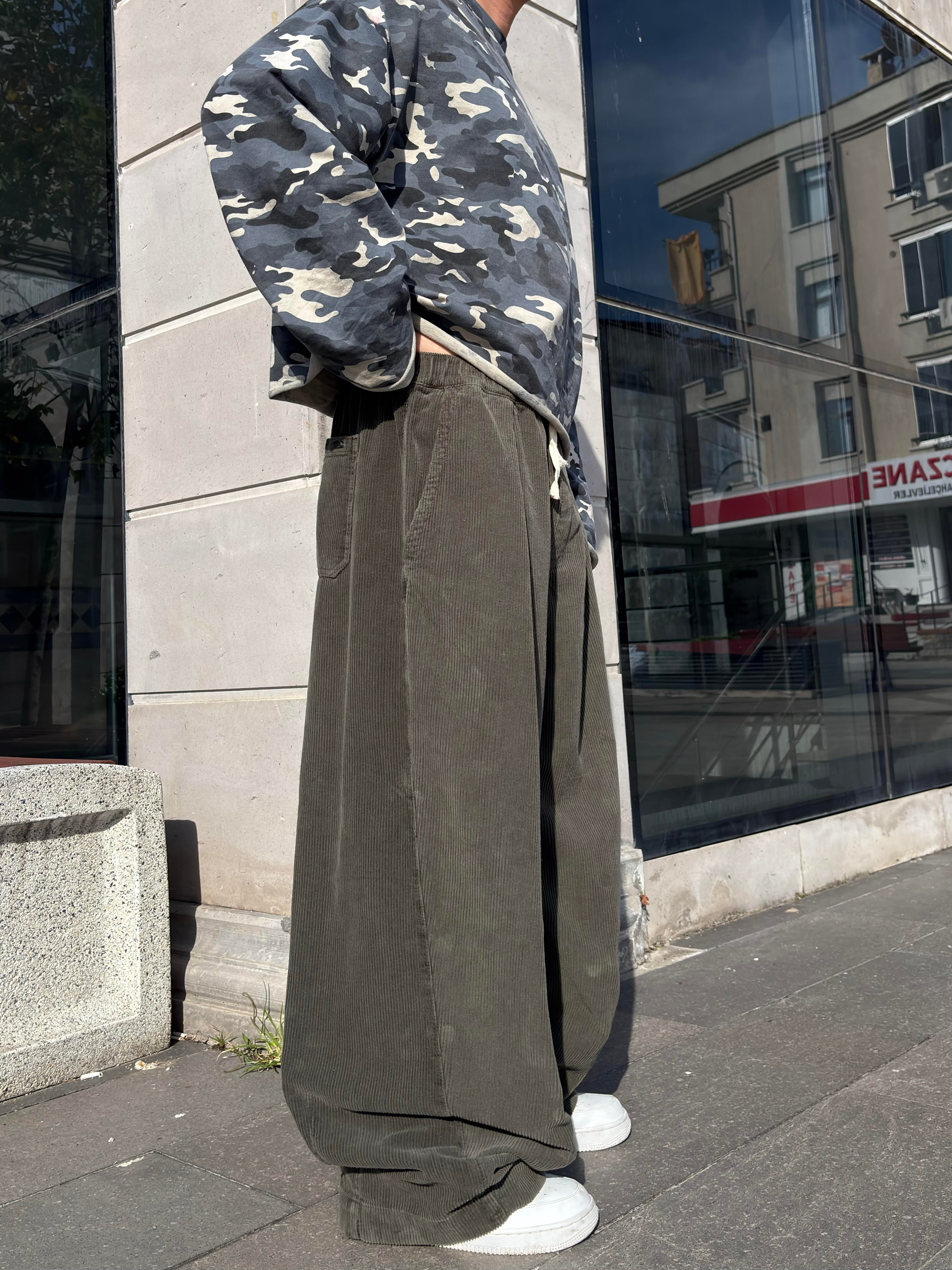 Premium Haki Tone Conduroy Baggy Pants