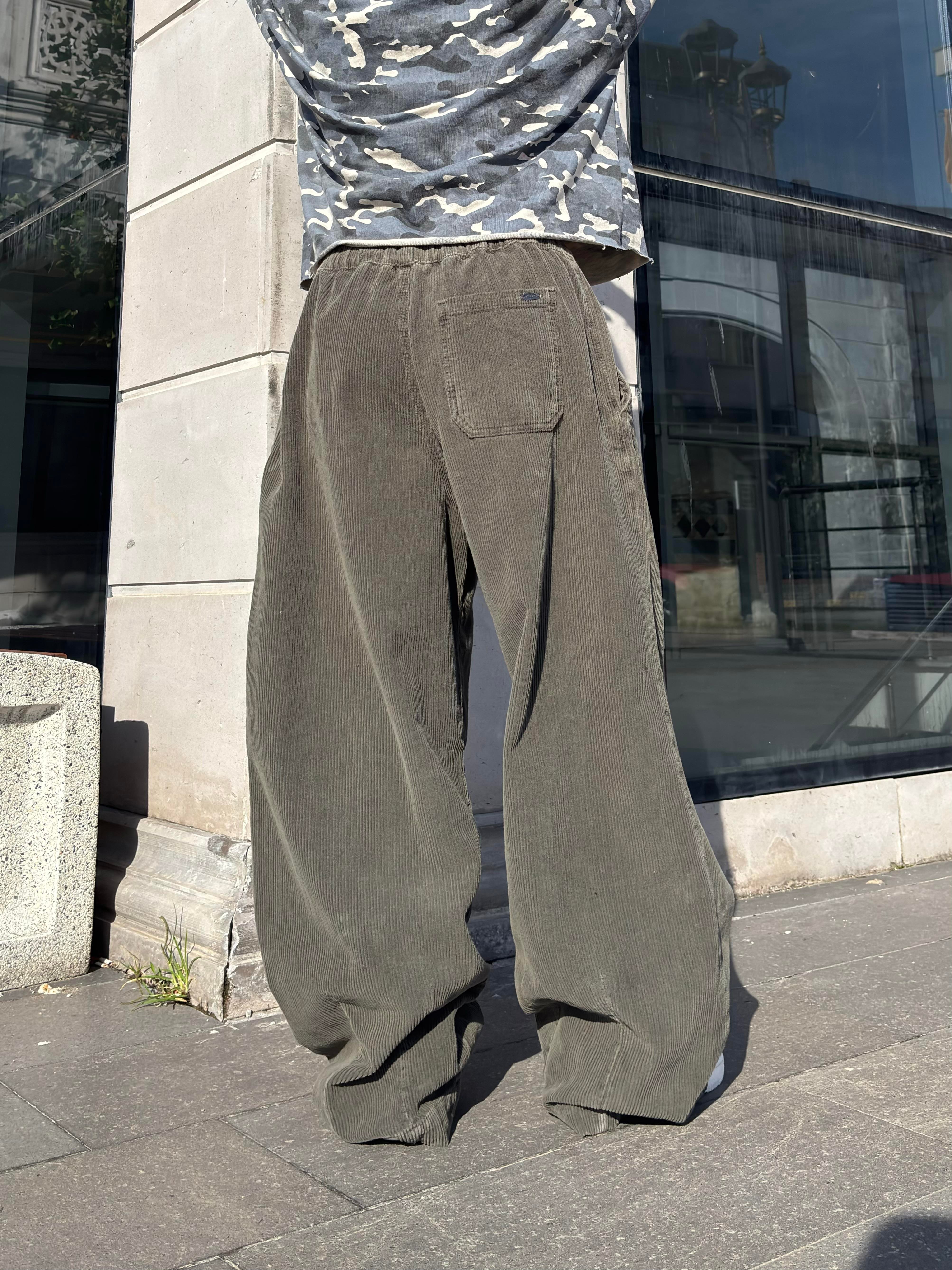 Premium Haki Tone Conduroy Baggy Pants