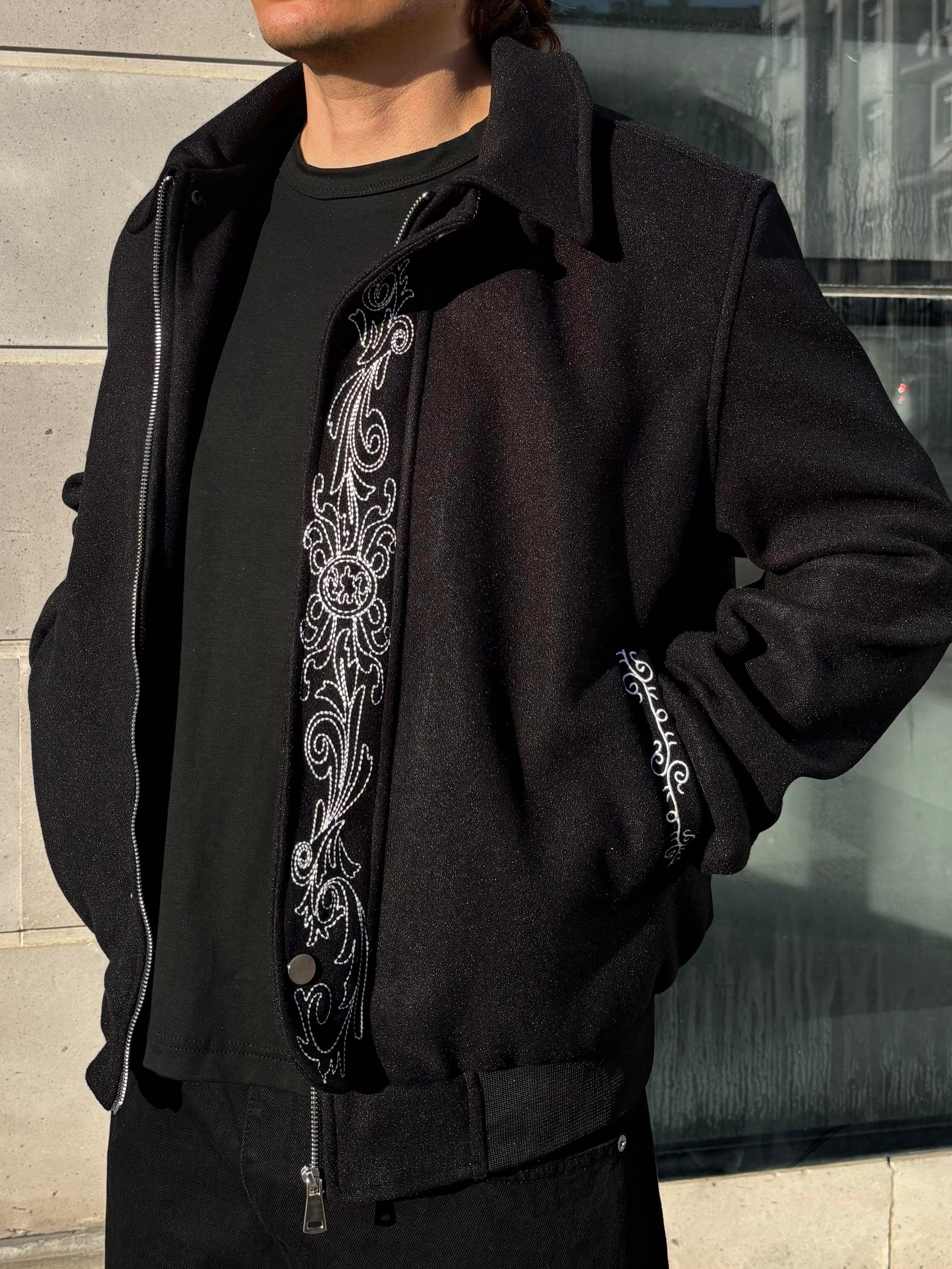 Premium Nakış İşlemeli Siyah Western Jacket