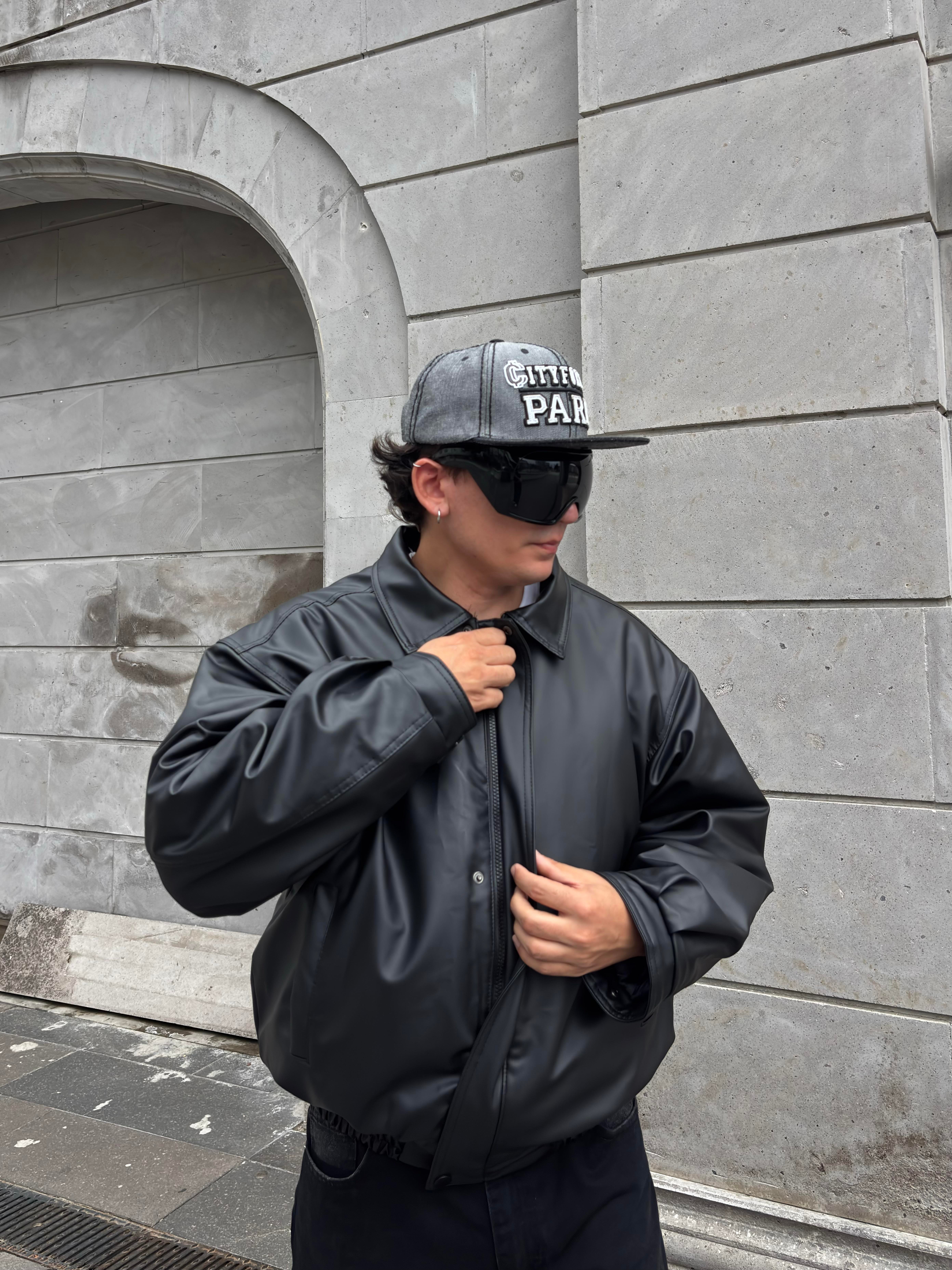 Premium Siyah Bomber Full-Zip Deri Ceket