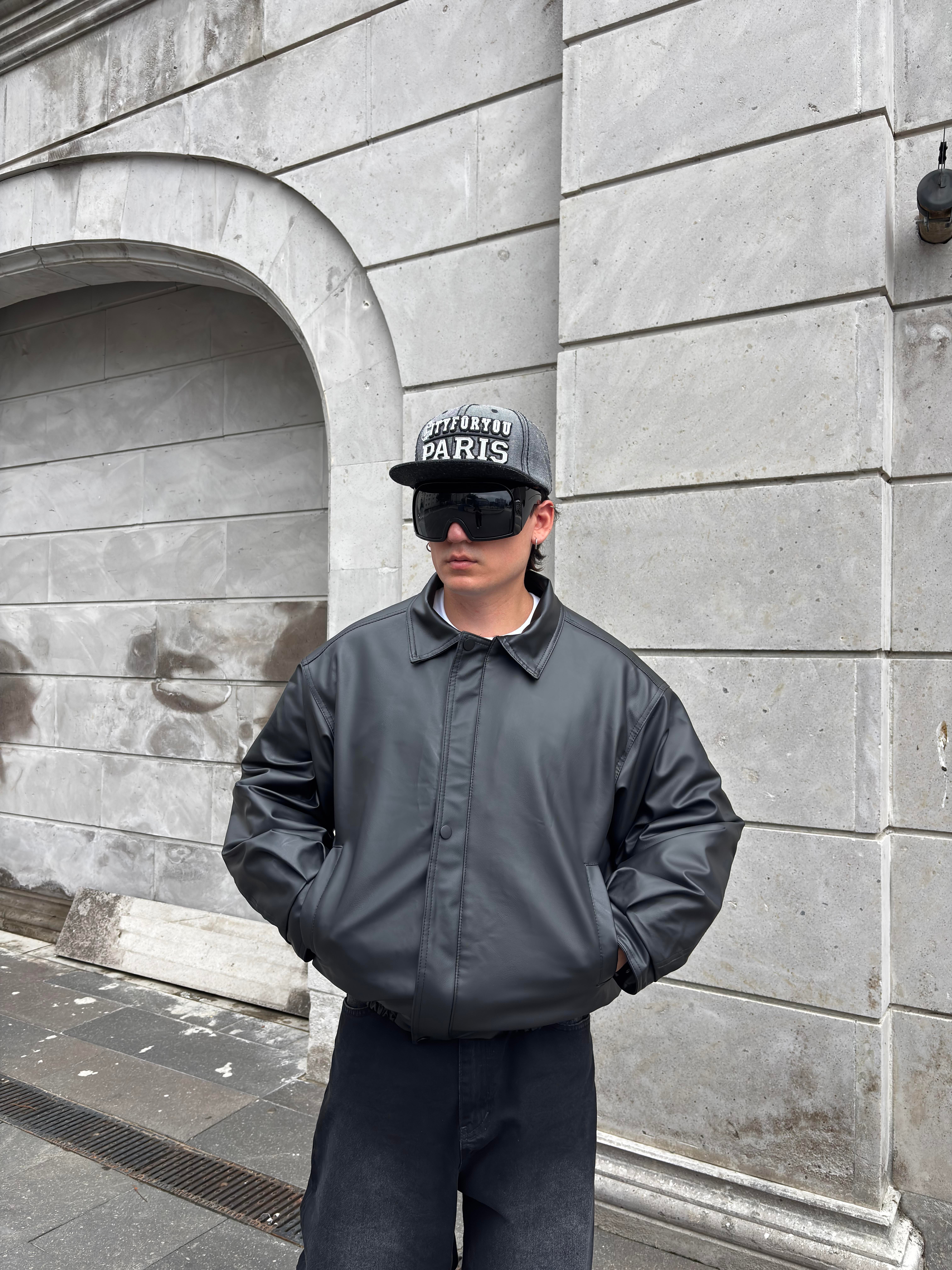Premium Siyah Bomber Full-Zip Deri Ceket