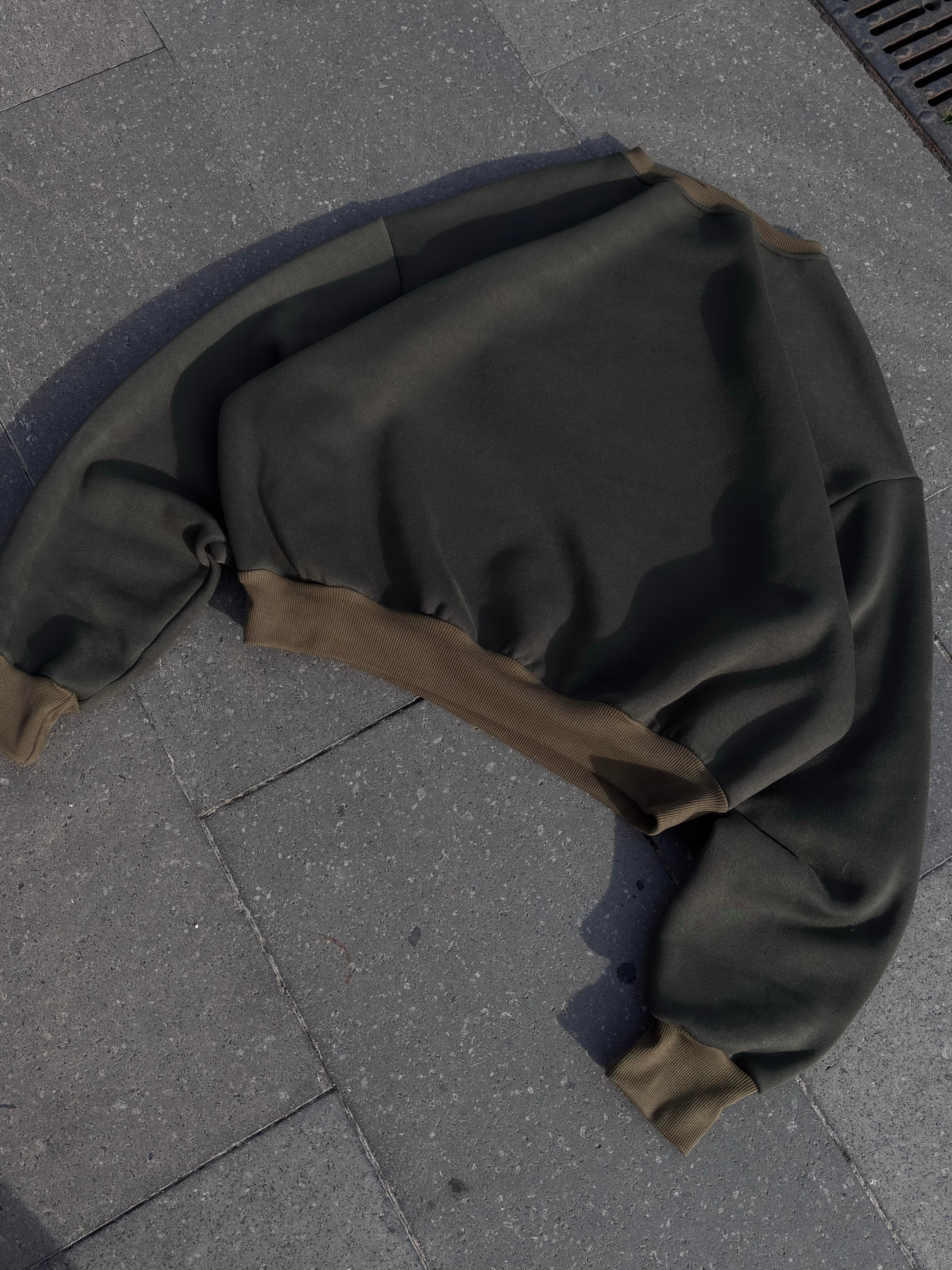 Premium Swamp Green Heavy Mold Stance Bomber Sweat