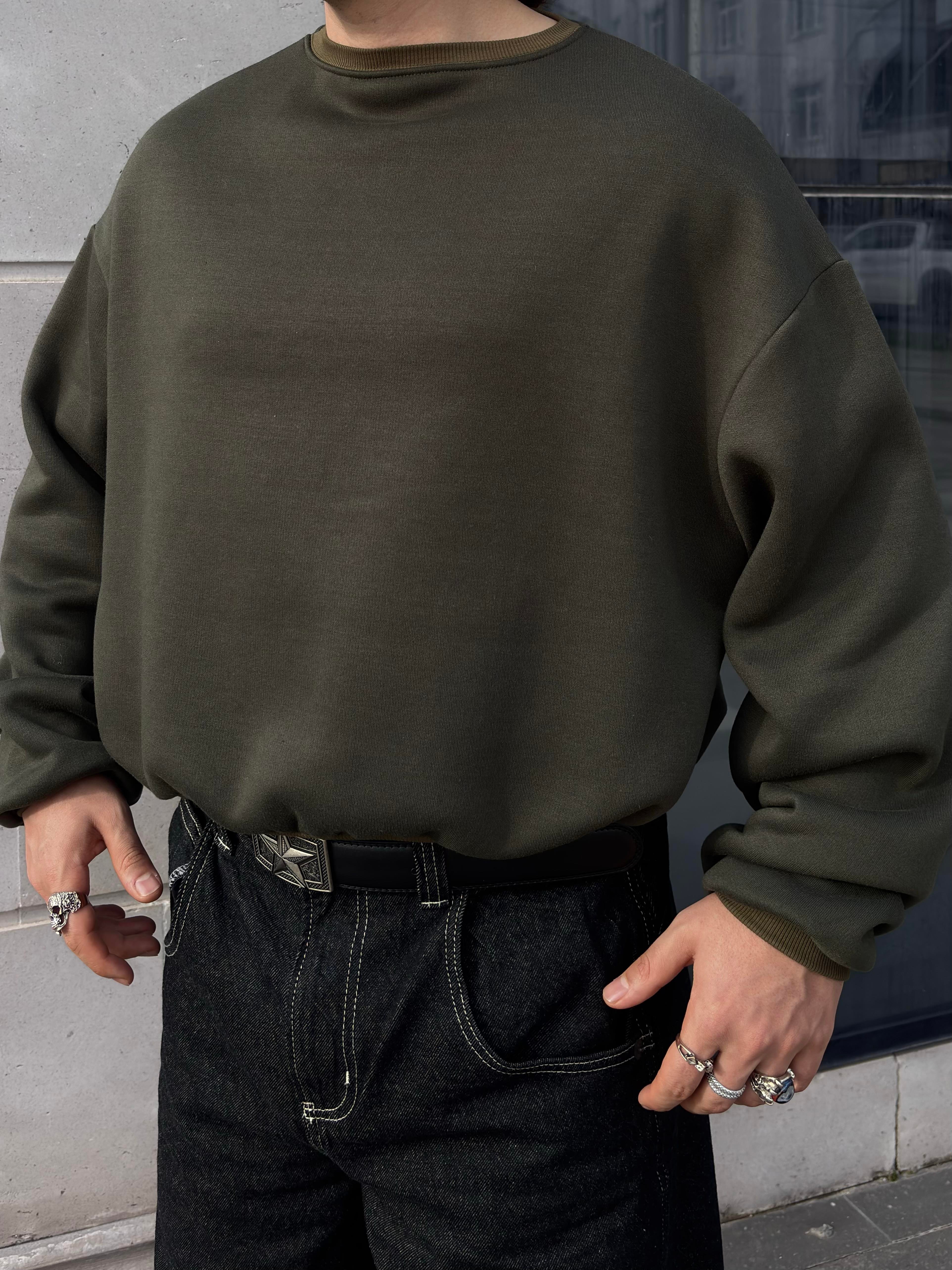 Premium Swamp Green Heavy Mold Stance Bomber Sweat