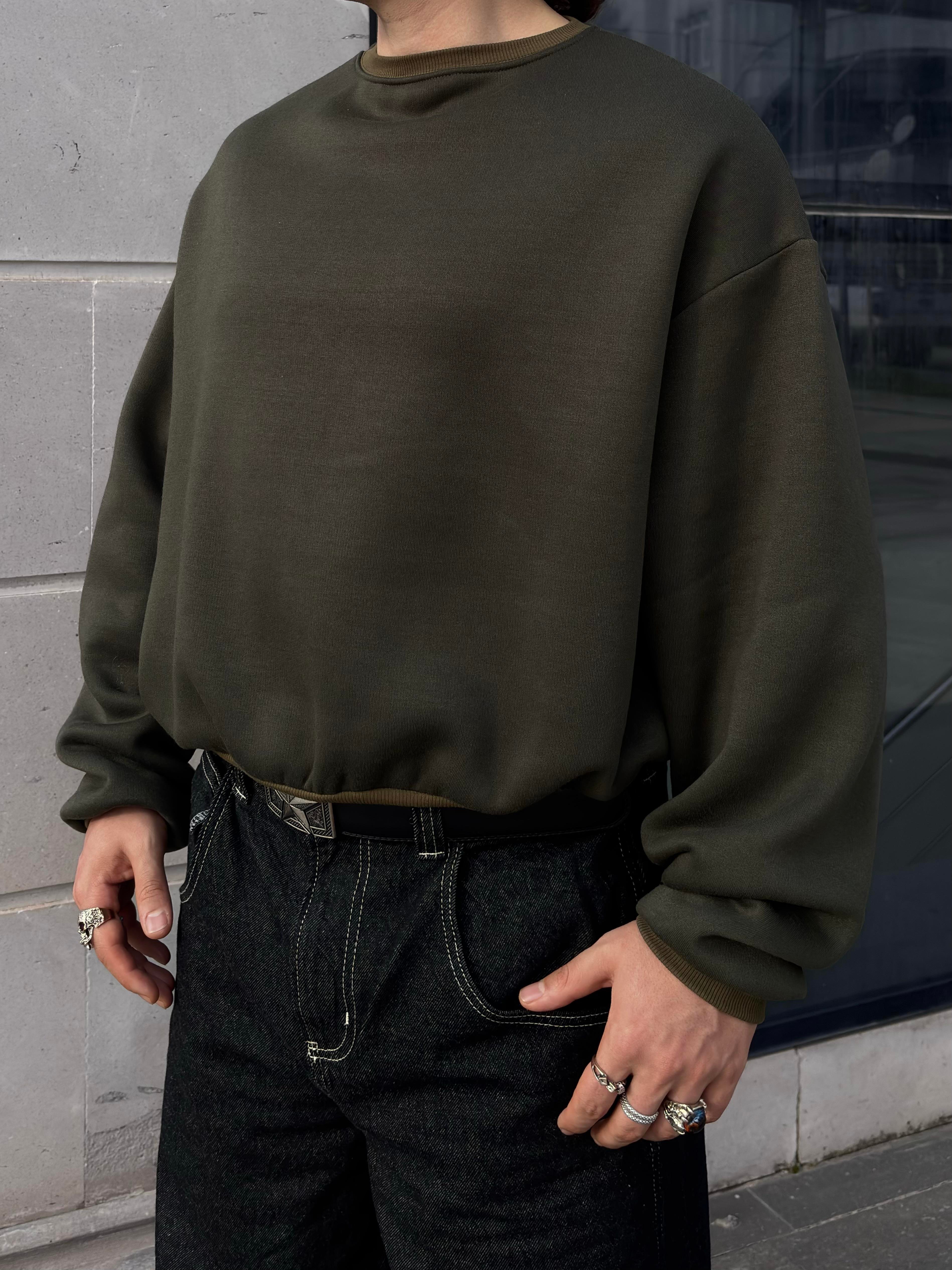 Premium Swamp Green Heavy Mold Stance Bomber Sweat
