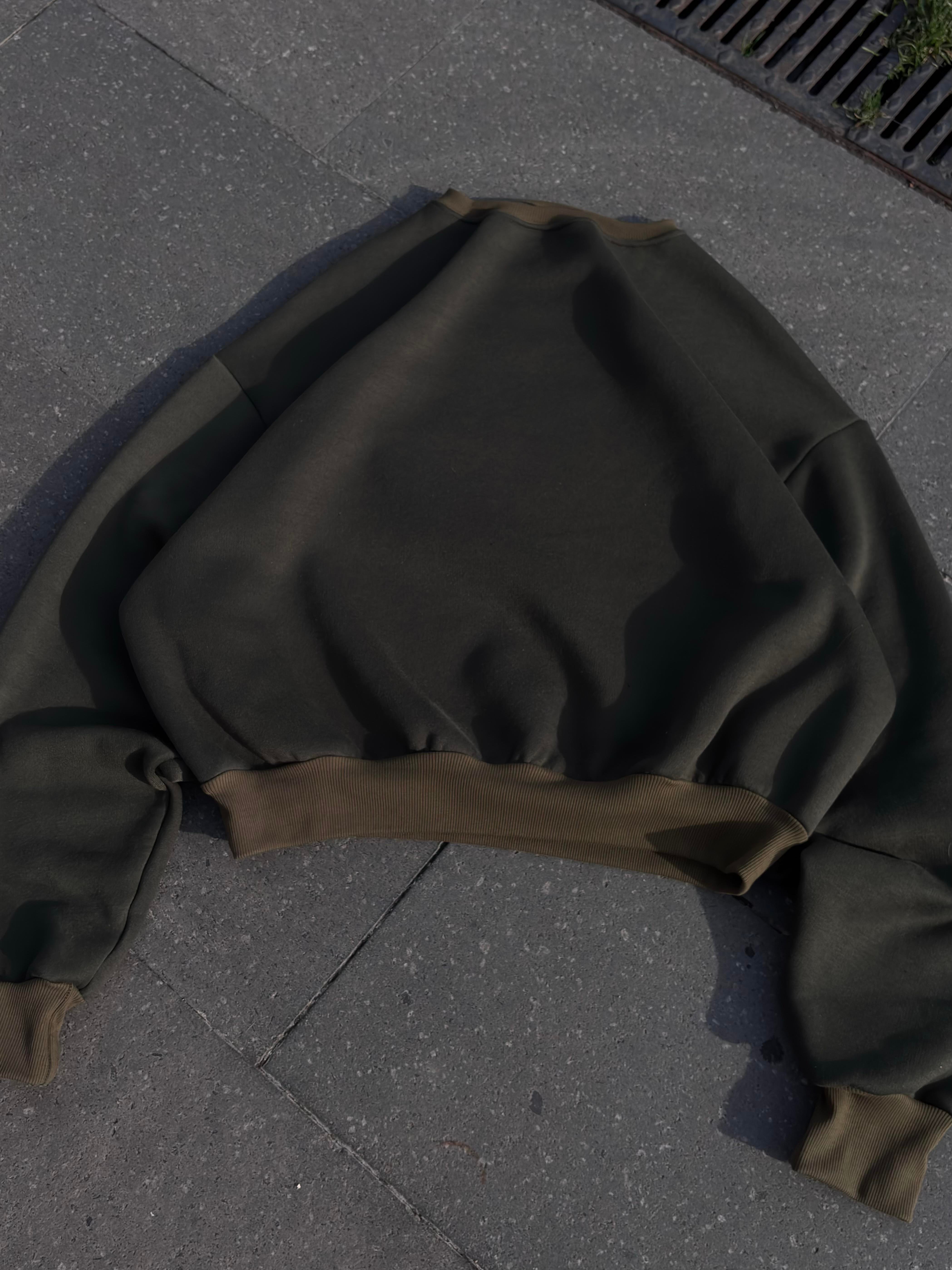 Premium Swamp Green Heavy Mold Stance Bomber Sweat