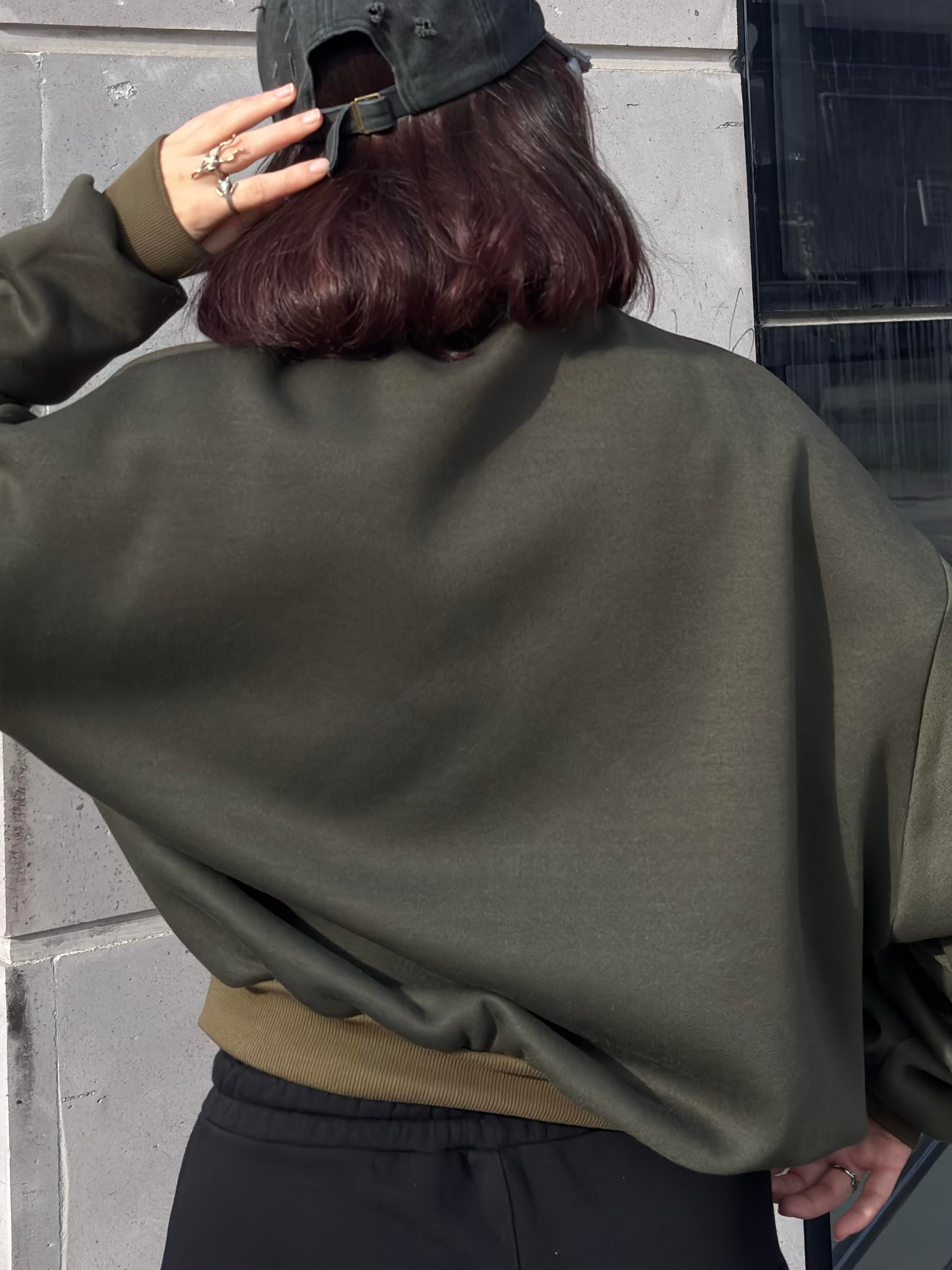 Premium Swamp Green Heavy Mold Stance Bomber Sweat