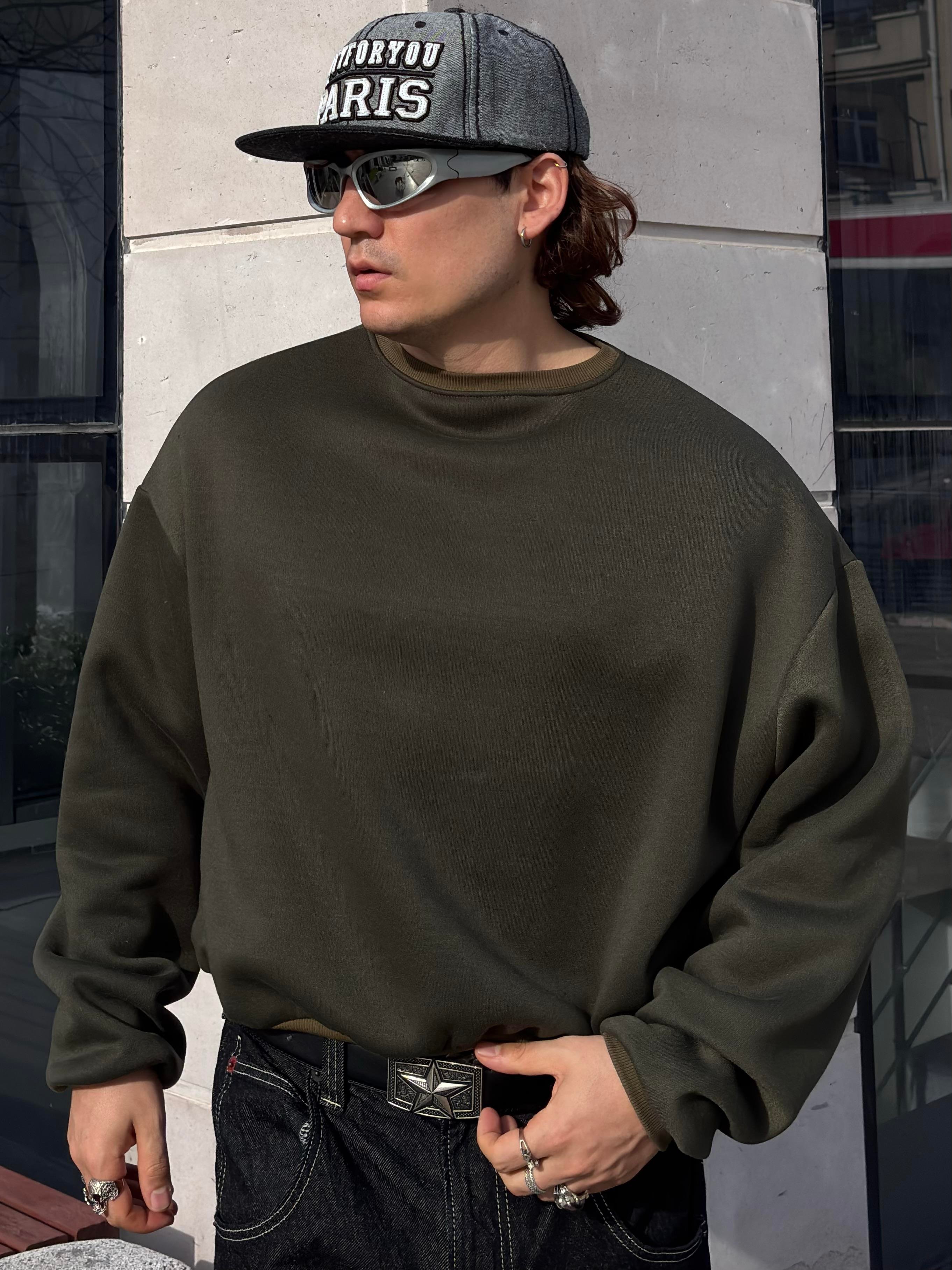Premium Swamp Green Heavy Mold Stance Bomber Sweat