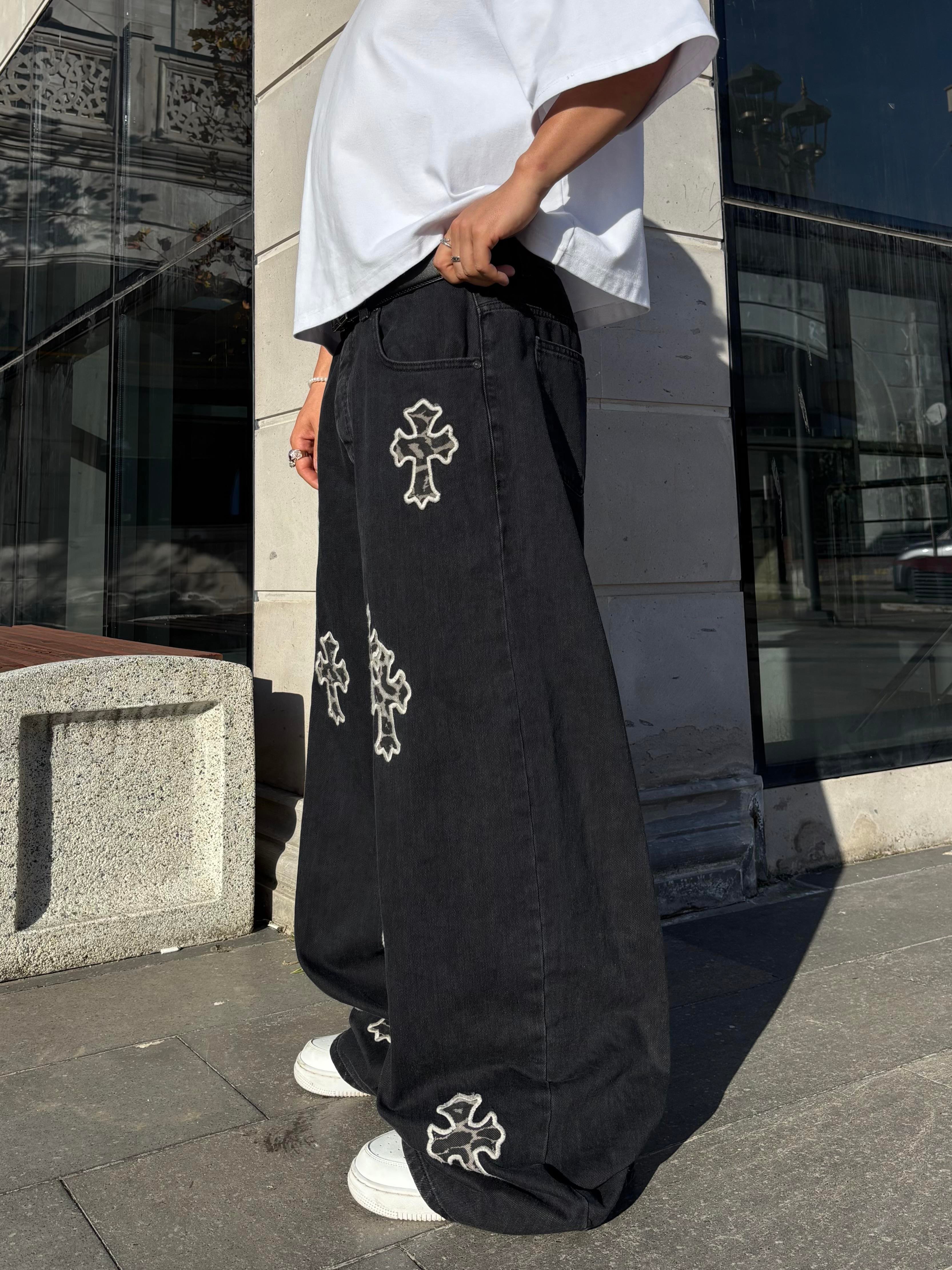 Premium Tall Leopard Cross Applique Ekstreme Baggy Jean
