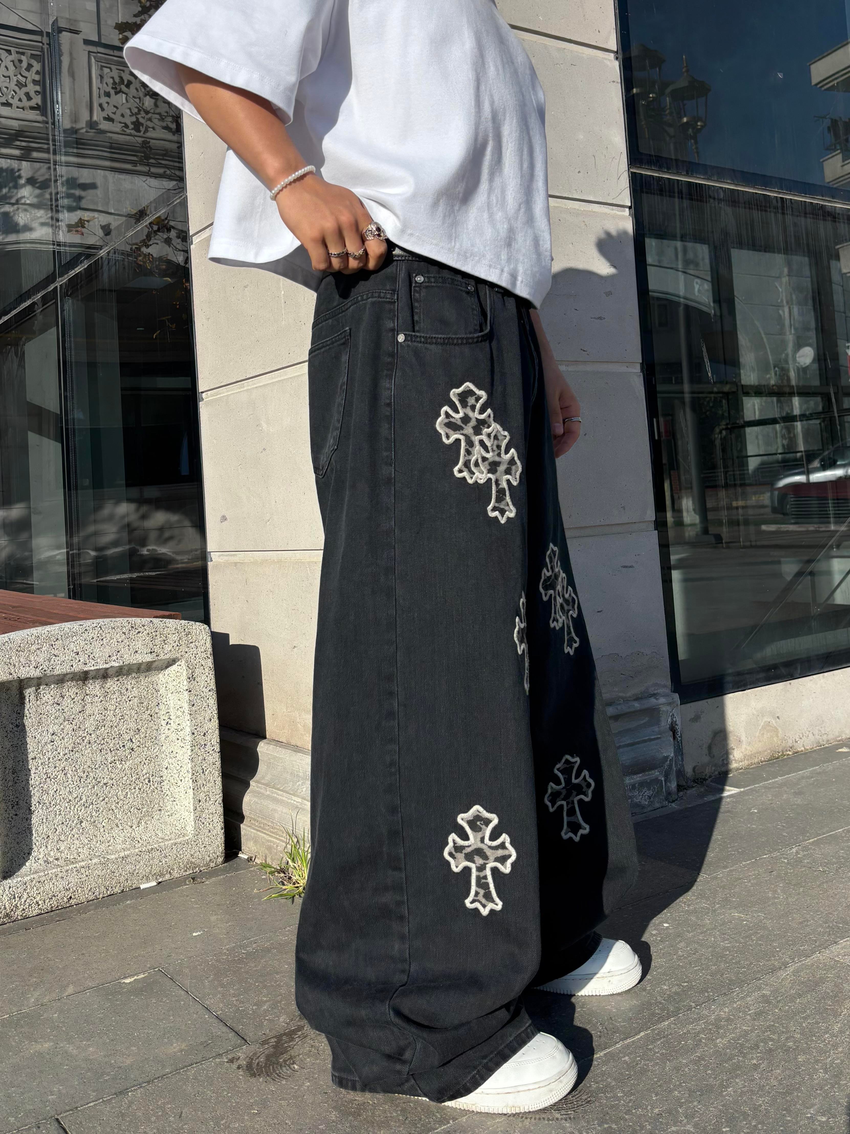 Premium Tall Leopard Cross Applique Ekstreme Baggy Jean