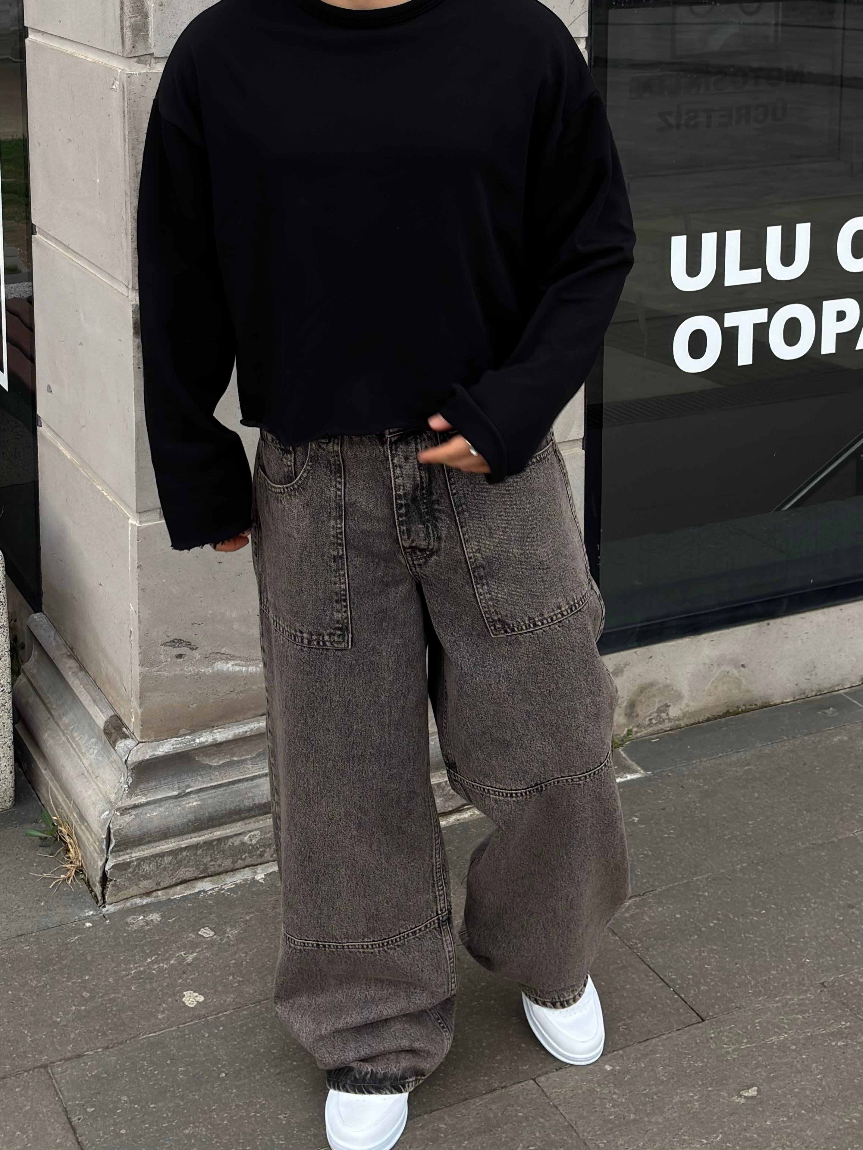 Premium Washed Baggy Fit Debossed Vintage Jeans