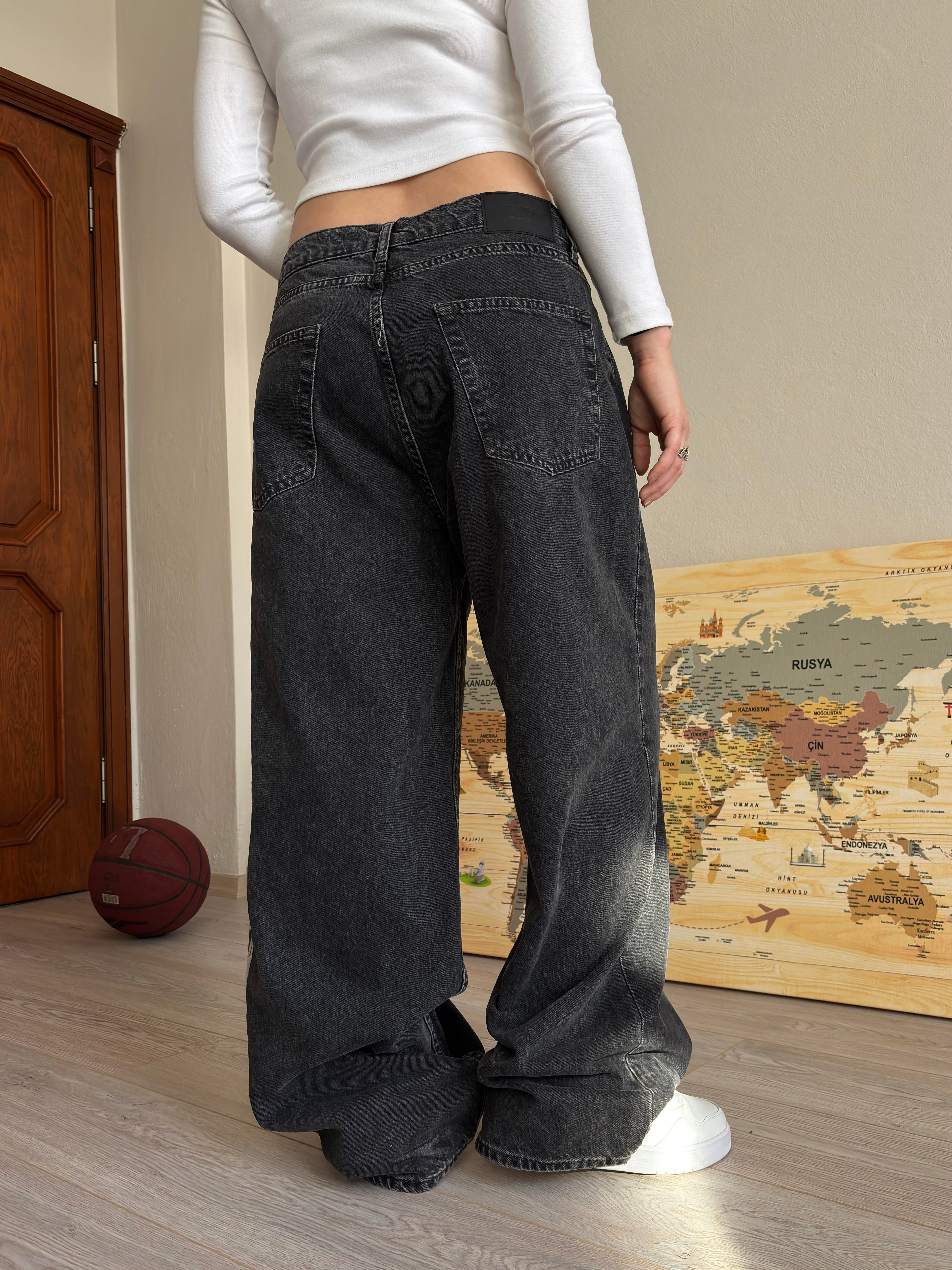 Premium Washed Black Jack Spider Baggy Jeans