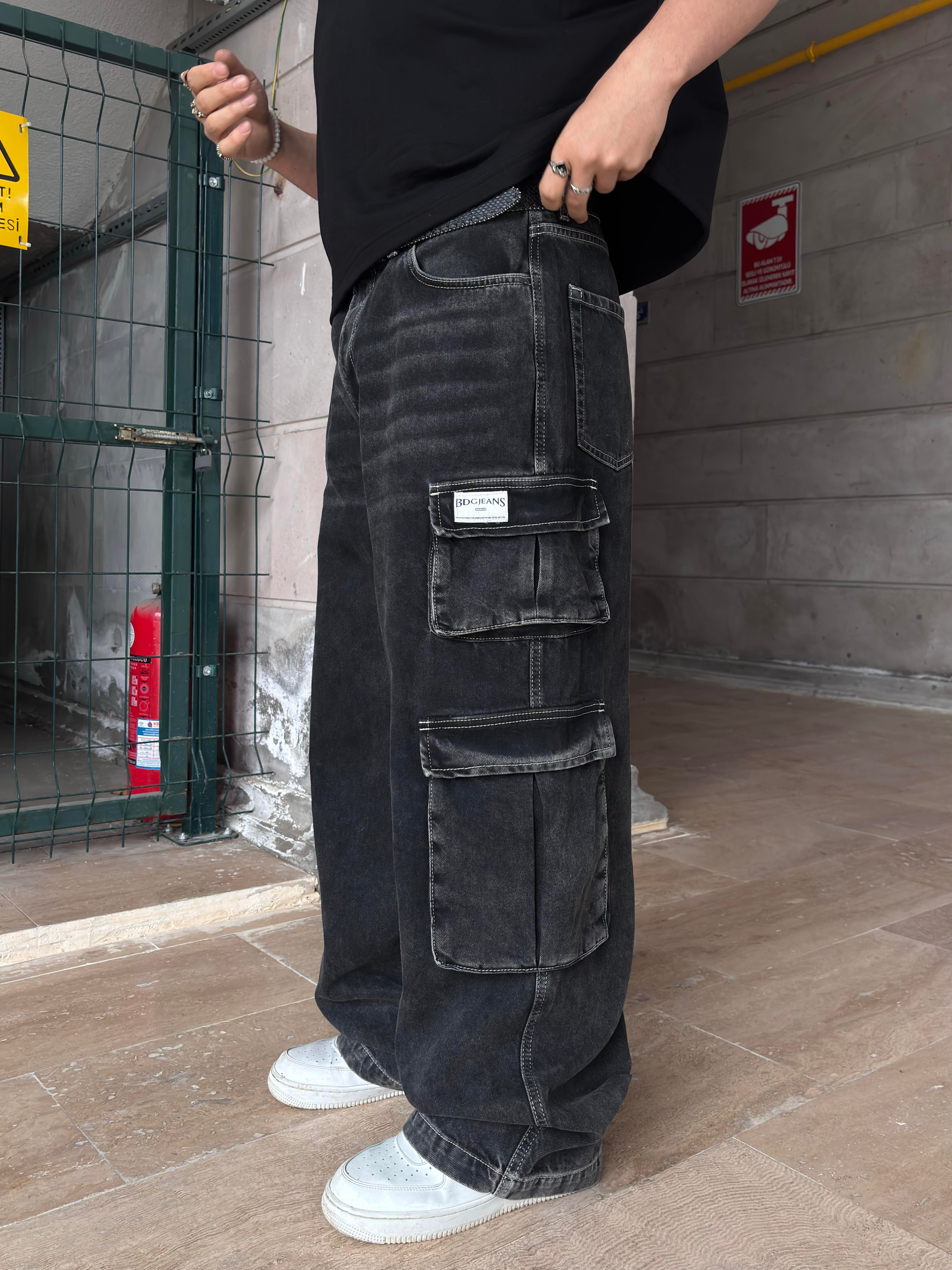 Premium Washed Black Multi-Pocket Cargo Jeans