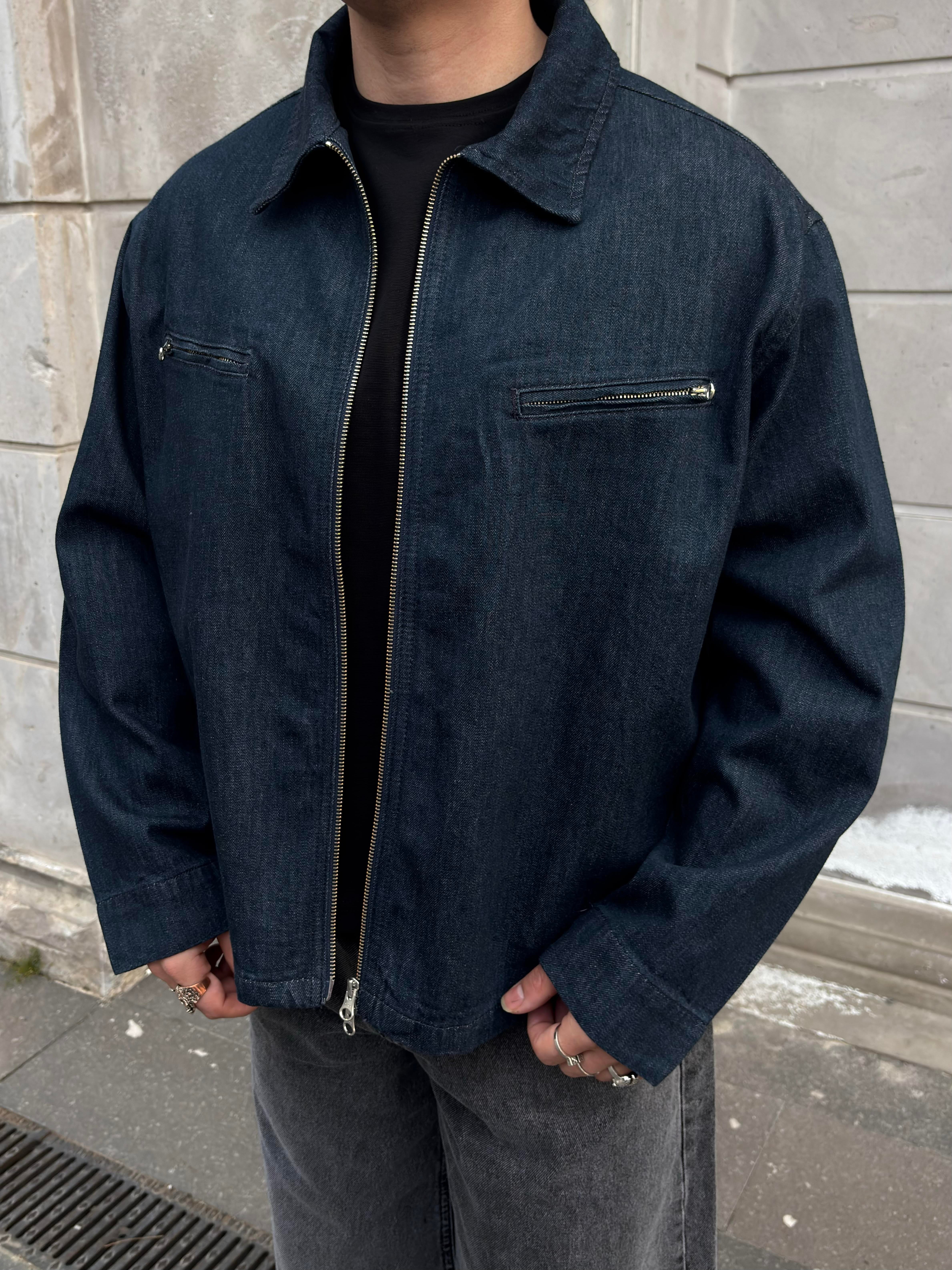 Relaxed Fit Zipper Pocket Rinse Denim Jacket