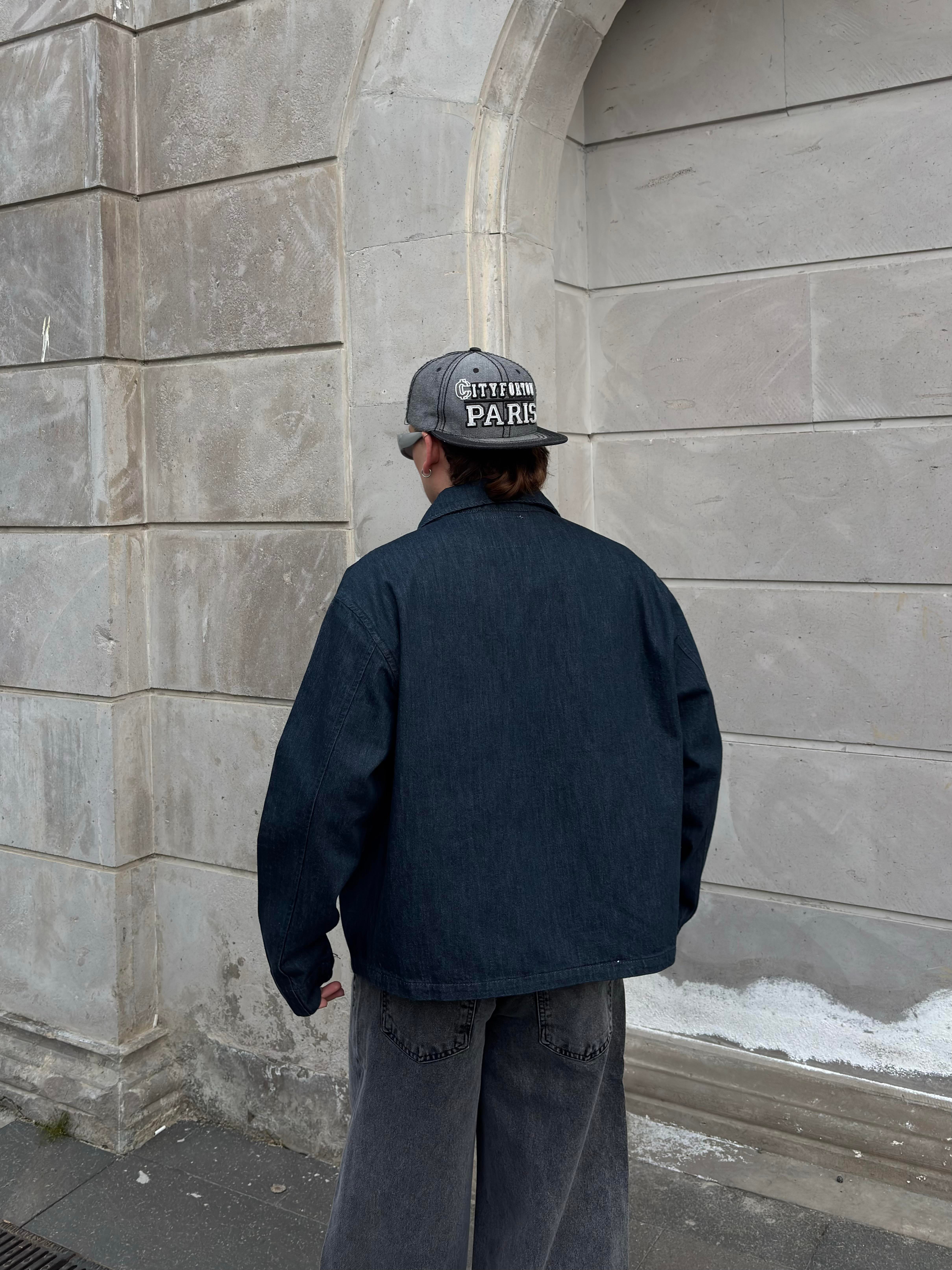 Relaxed Fit Zipper Pocket Rinse Denim Jacket