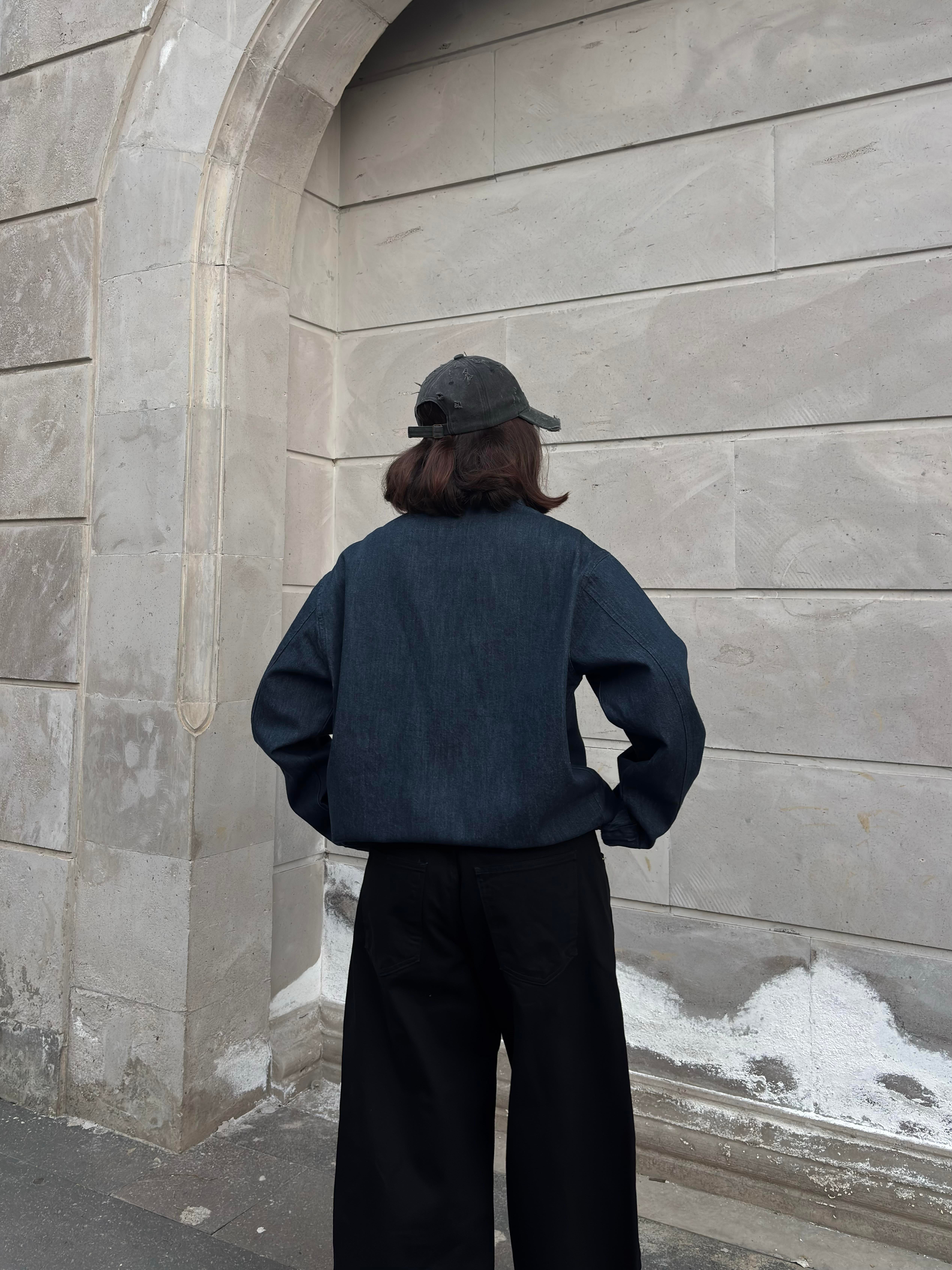 Relaxed Fit Zipper Pocket Rinse Denim Jacket