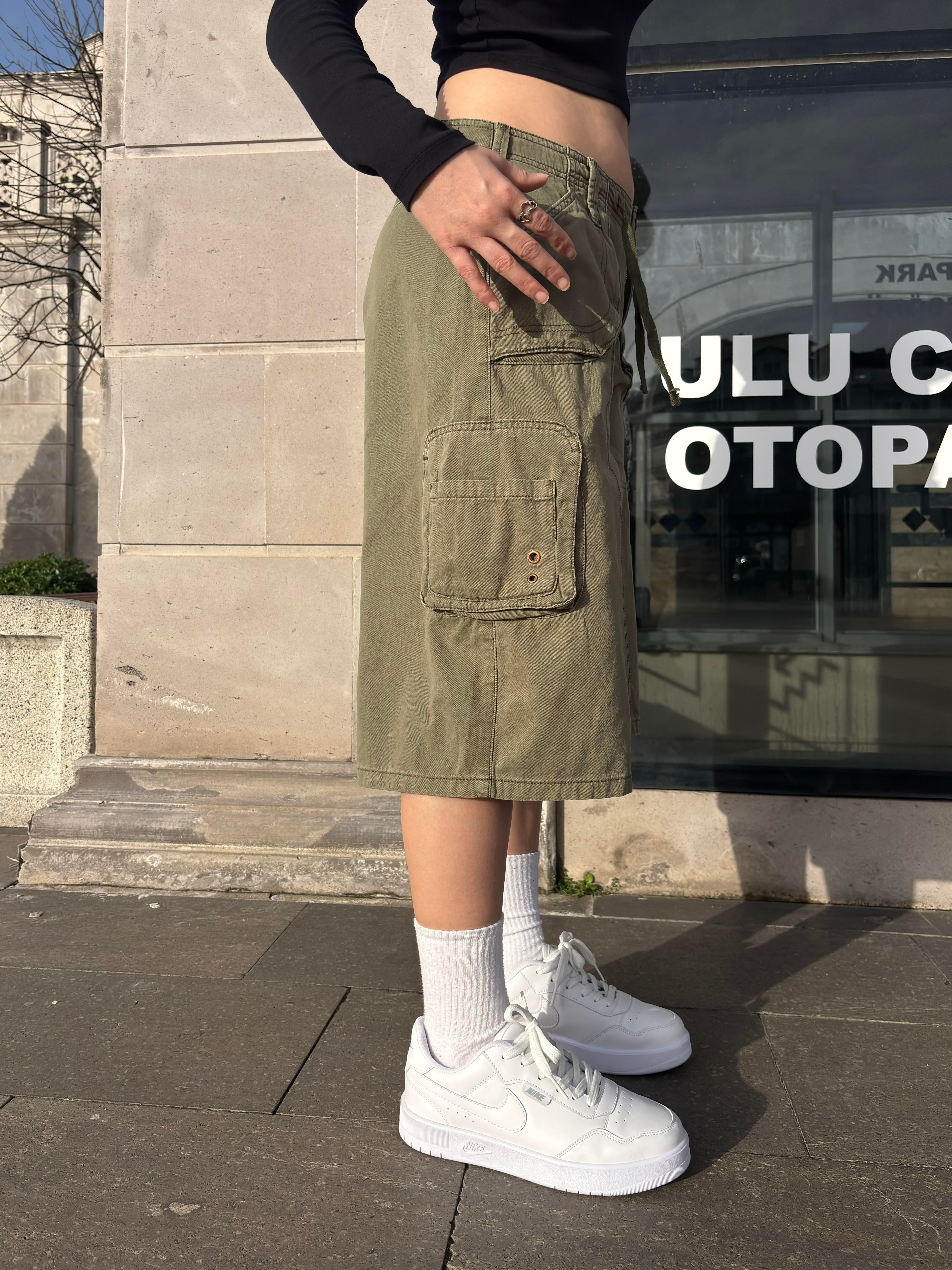 Sasha Longline Cargo Khaki Jorts