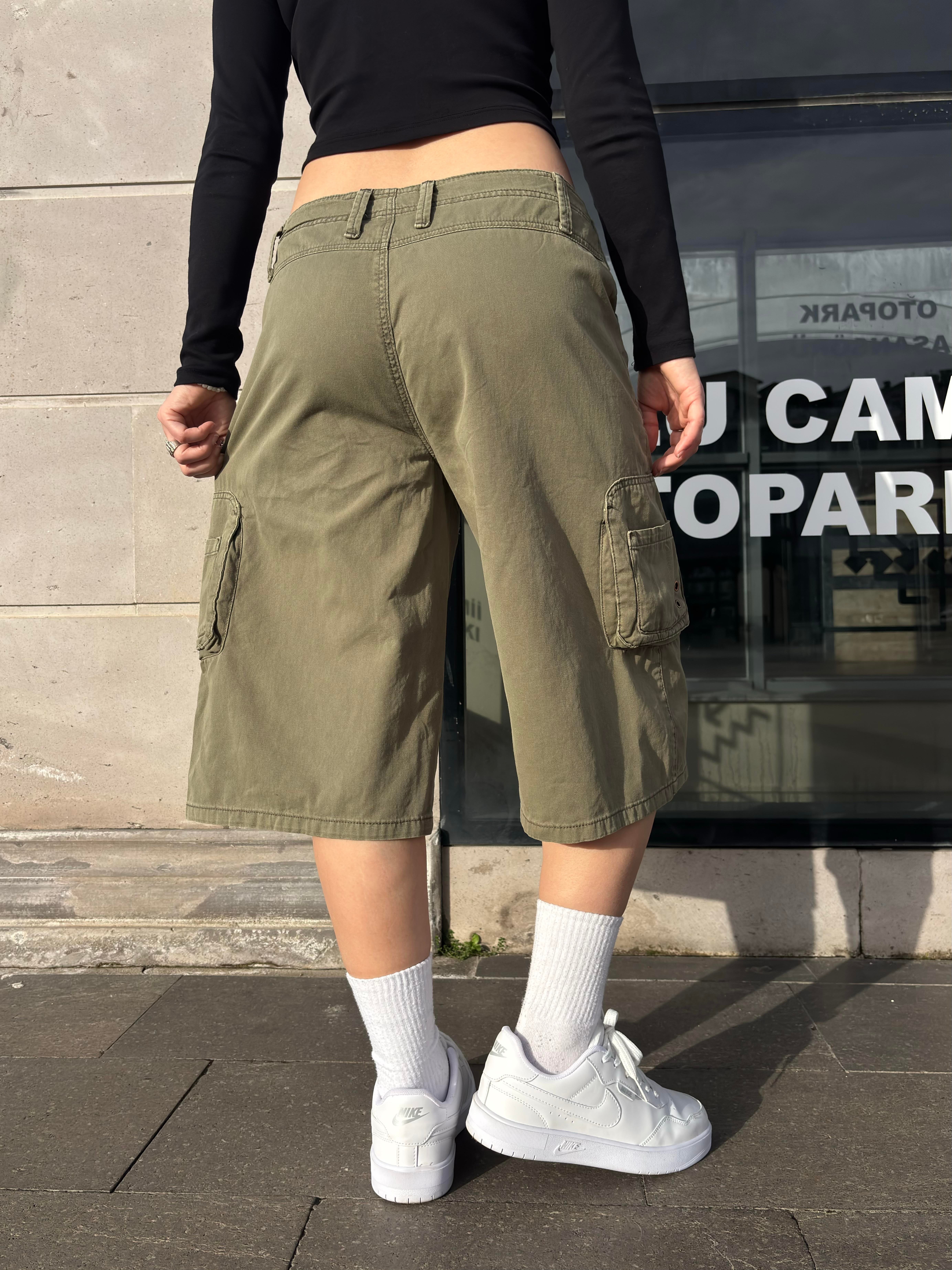 Sasha Longline Cargo Khaki Jorts