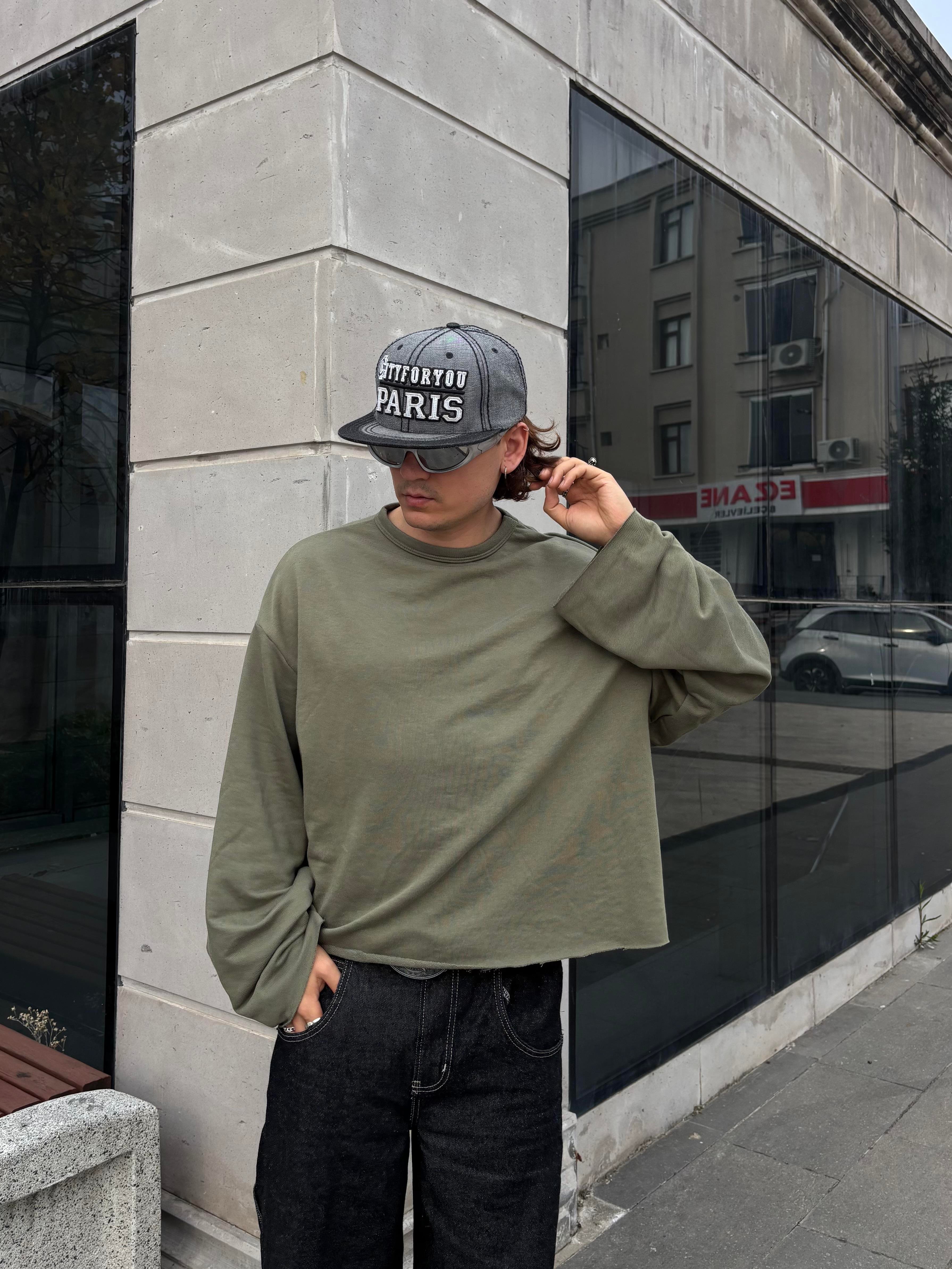Swamp Green  Boxy Fit Cut-Off Sweatshirt