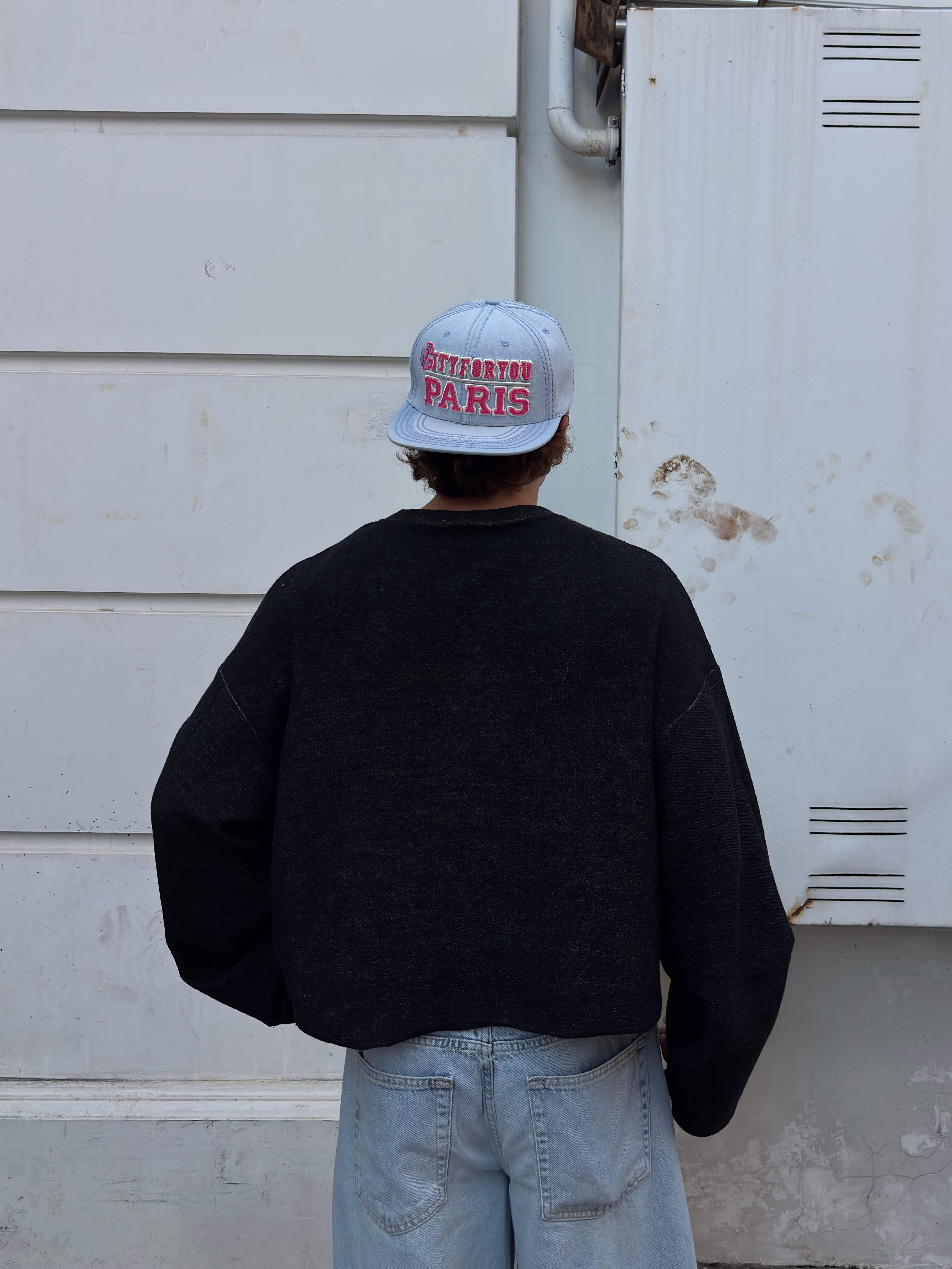 Washed Black Tone Boxy Fit Cut-Off Sweatshirt