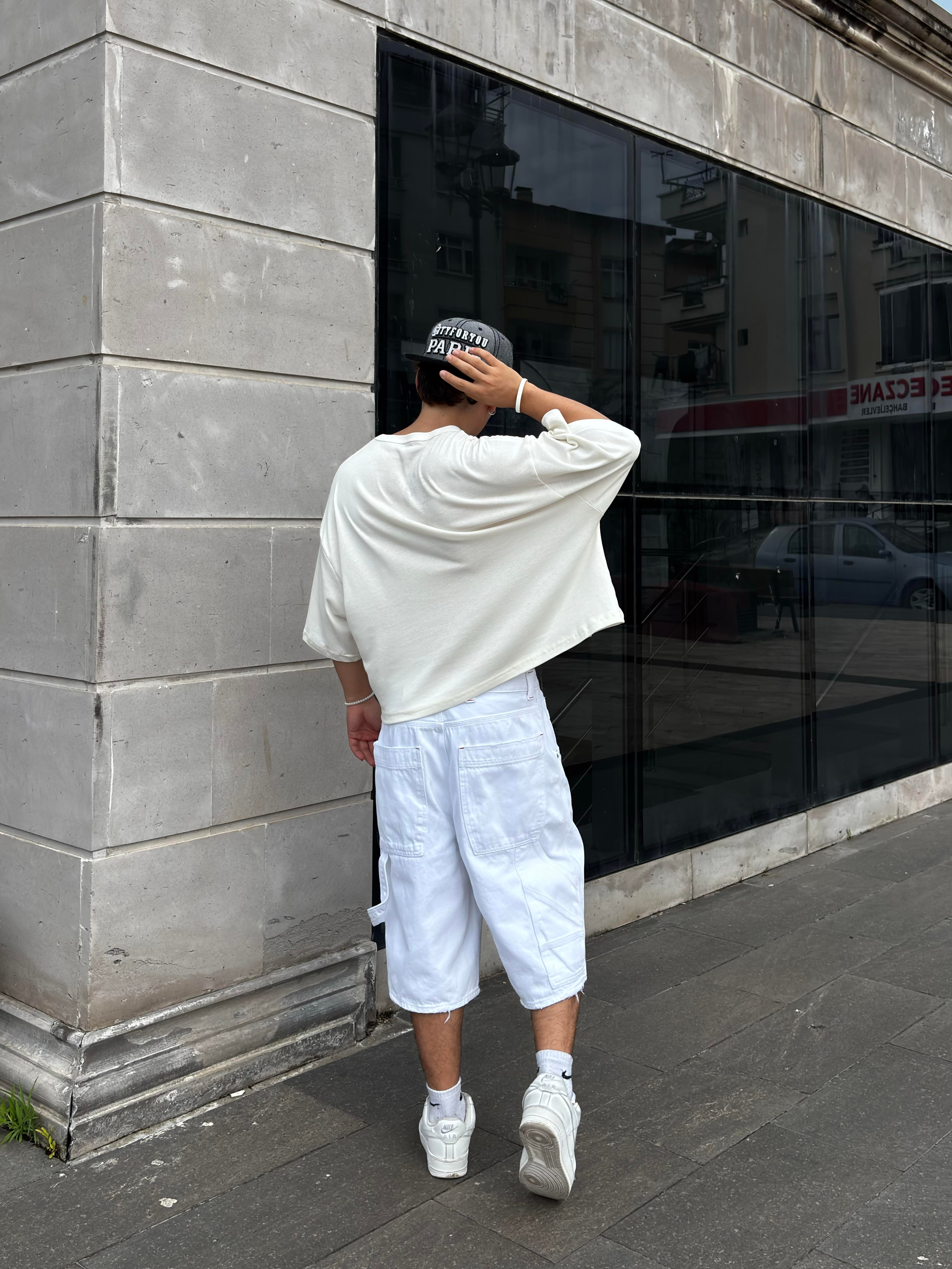 White Denim Oversized Carpenter Jorts
