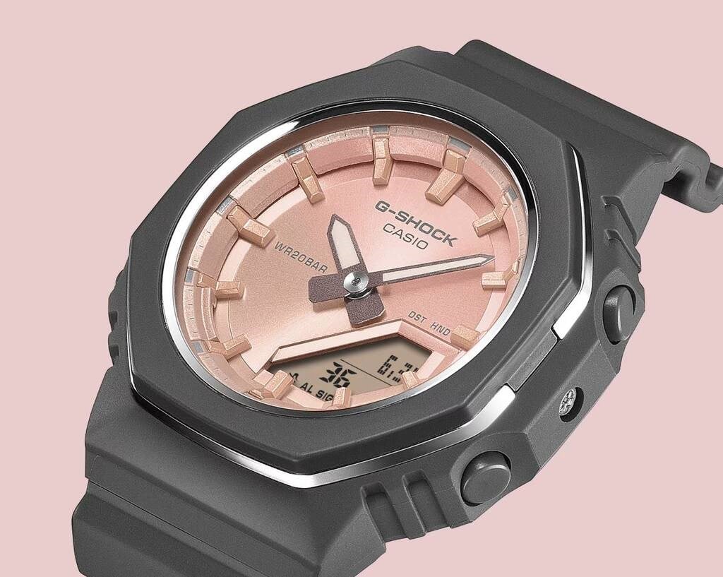 CASIO GMA-P2110SC-4ADR