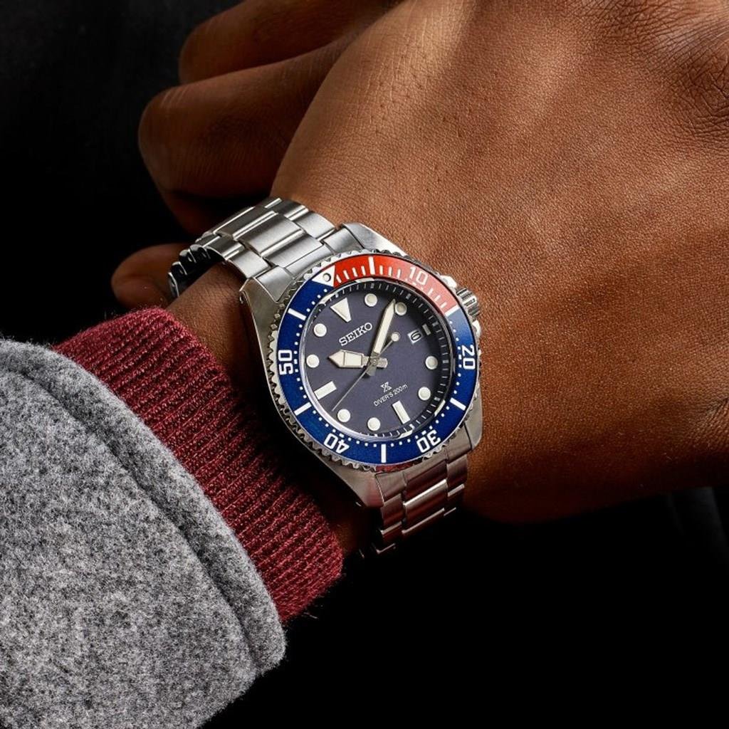 SEIKO SNE595P1