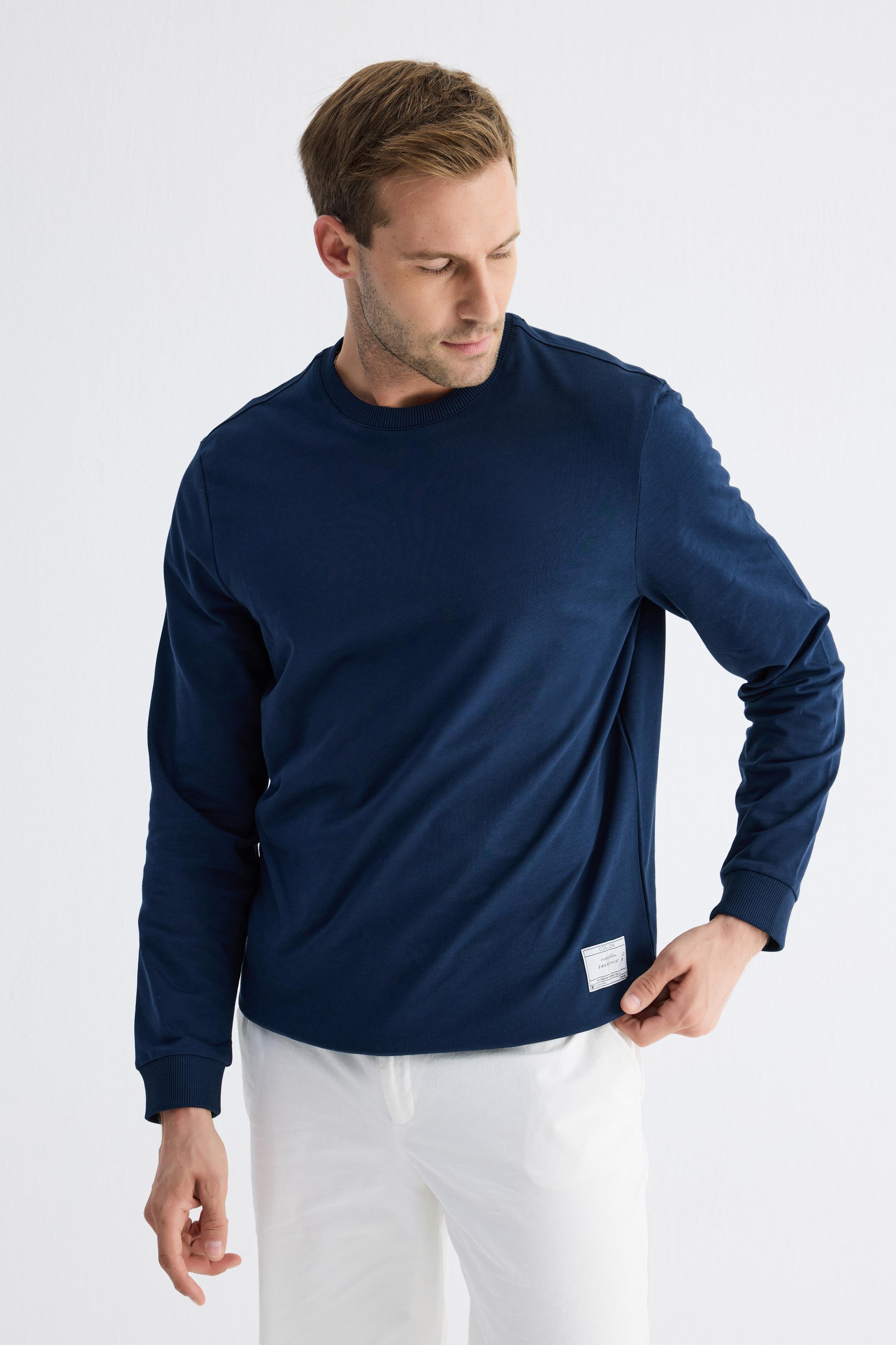  Basic Bisiklet Yaka Rahat Kalıp Düz Erkek Lacivert  Sweatshirt 