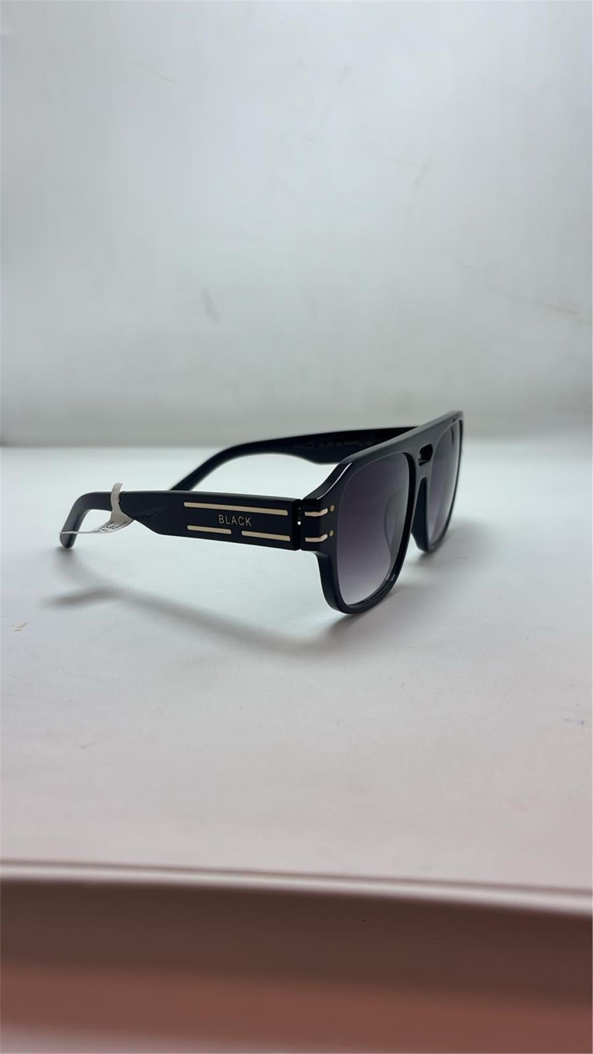 BLACK 8542 01 55-18-140 Güneş Gözlüğü