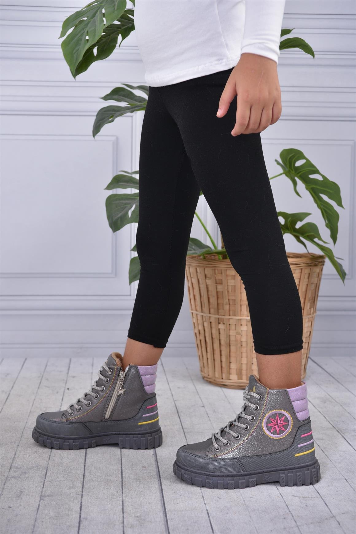 Gilga Kürklü Filet Çocuk Botu