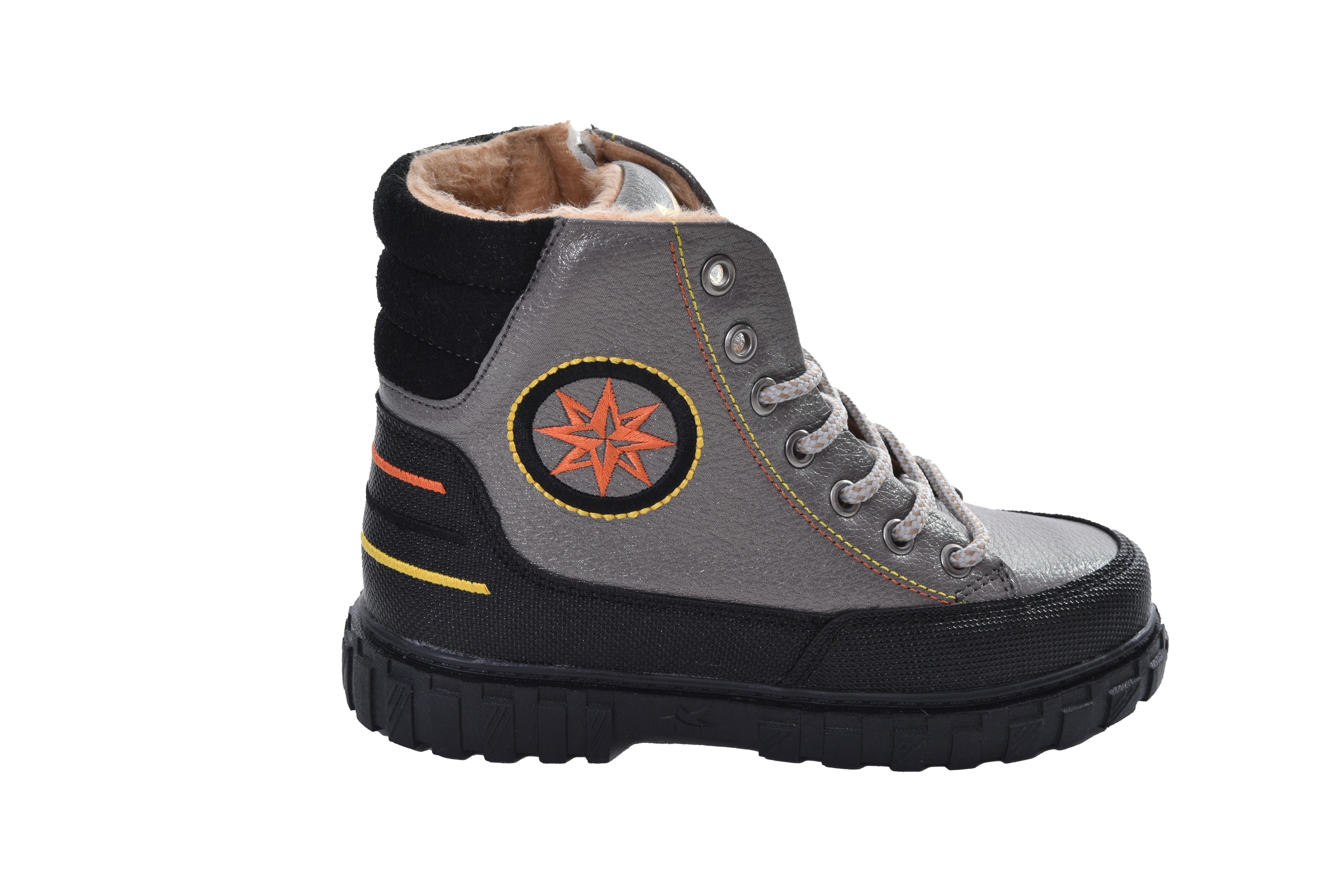 Kürklü Çocuk Botu