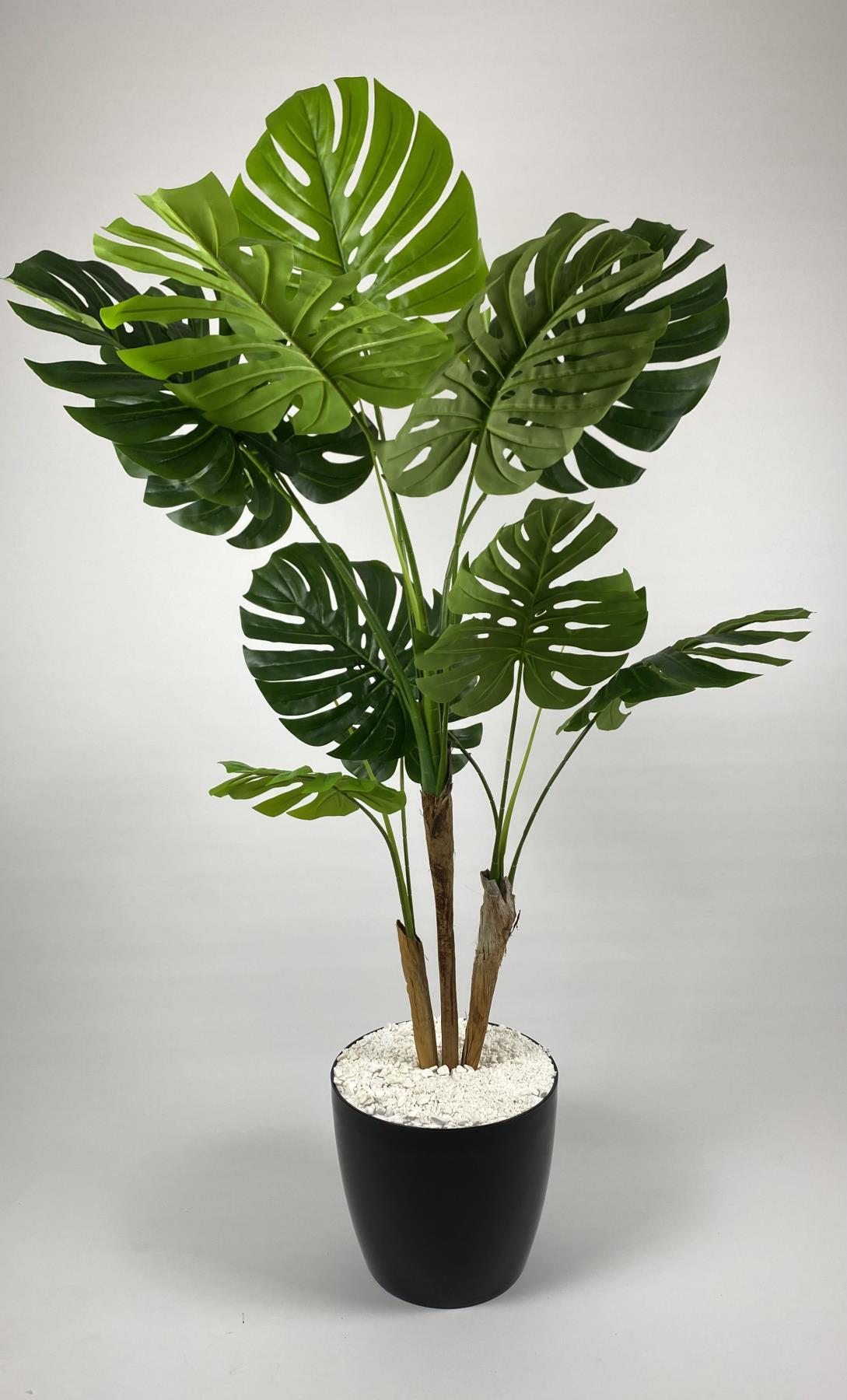 YAPAY AĞAÇ MONSTERA BAMBU GÖVDELİ 150CM DEVETABANI AĞACI BÜYÜK BOY SİYAH RENK YAKUT SAKSIDA