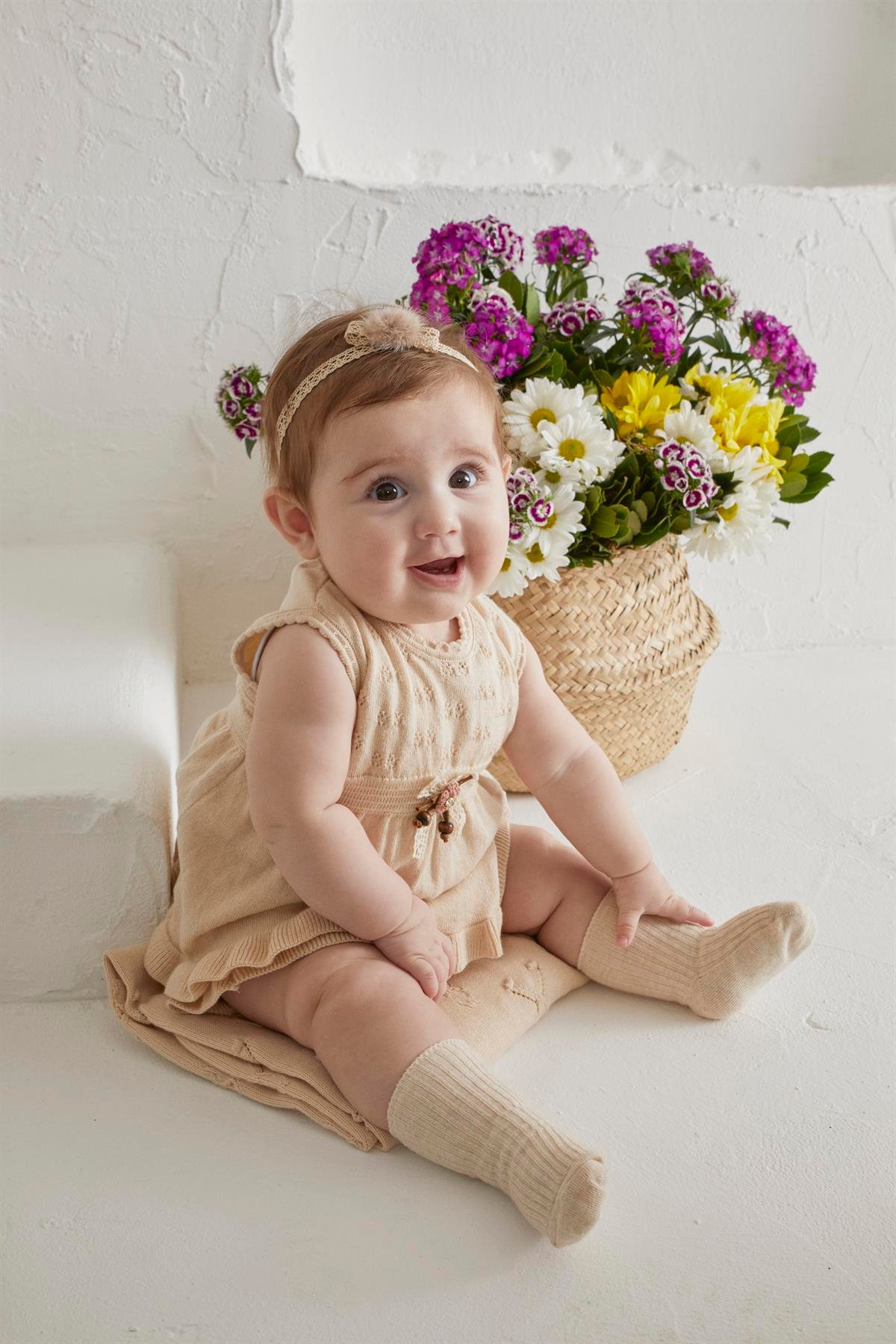 Bej Bebek Organik Şortlu Fırfırlı Takım   