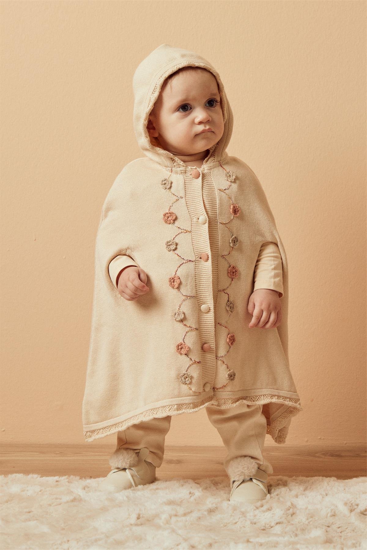 Bej Organik Pamuk Çiçek Detaylı Çocuk Panço