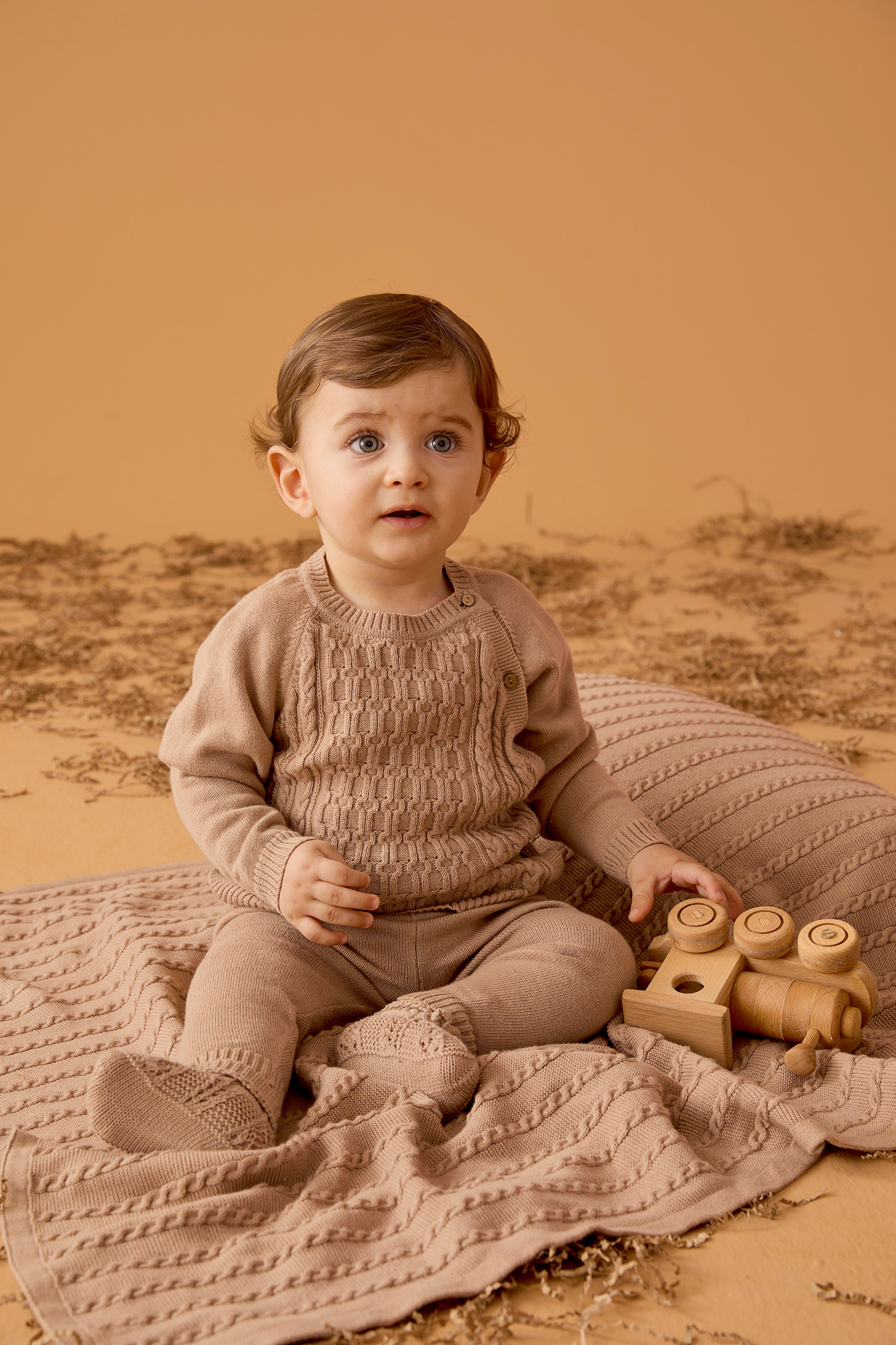 Bej Organik Pamuklu Örgü Desenli İkili Triko Erkek Çocuk Takımı