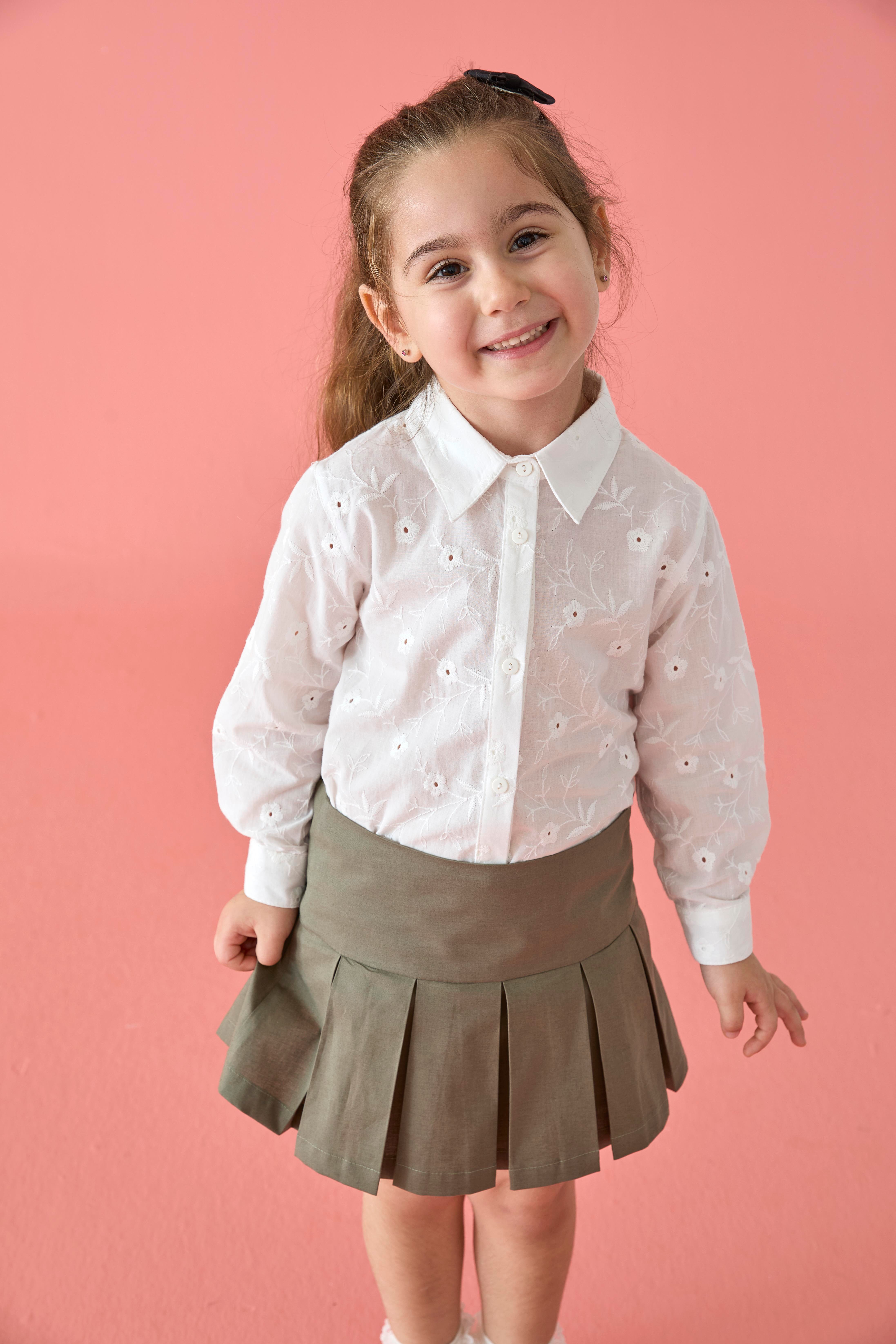 Beyaz Brode Desenli Pamuklu Kız Çocuk Gömlek