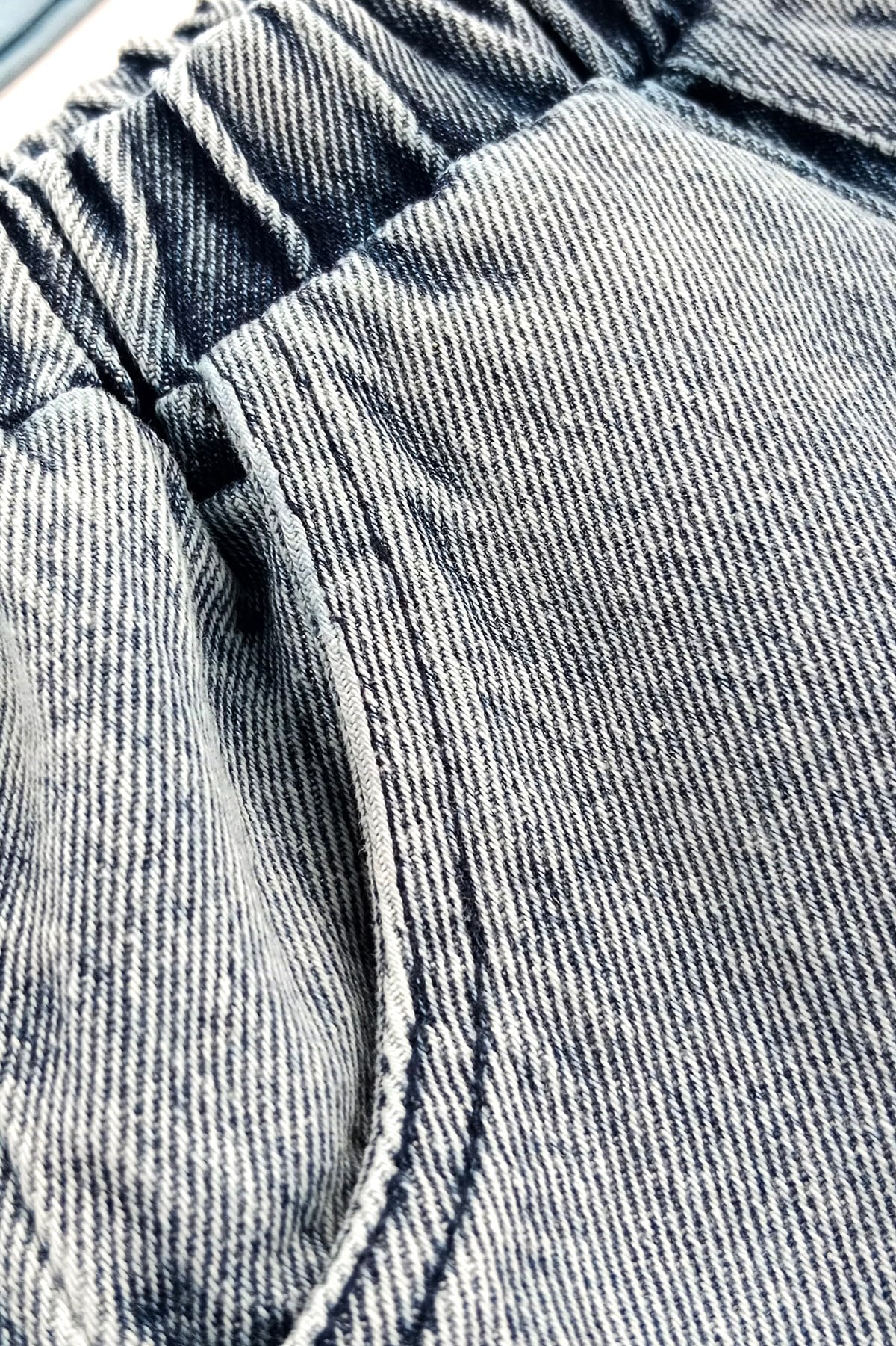 ERKEK ÇOCUK MAVİ BASKILI TİŞÖRT DENIM ŞORT TAKIM