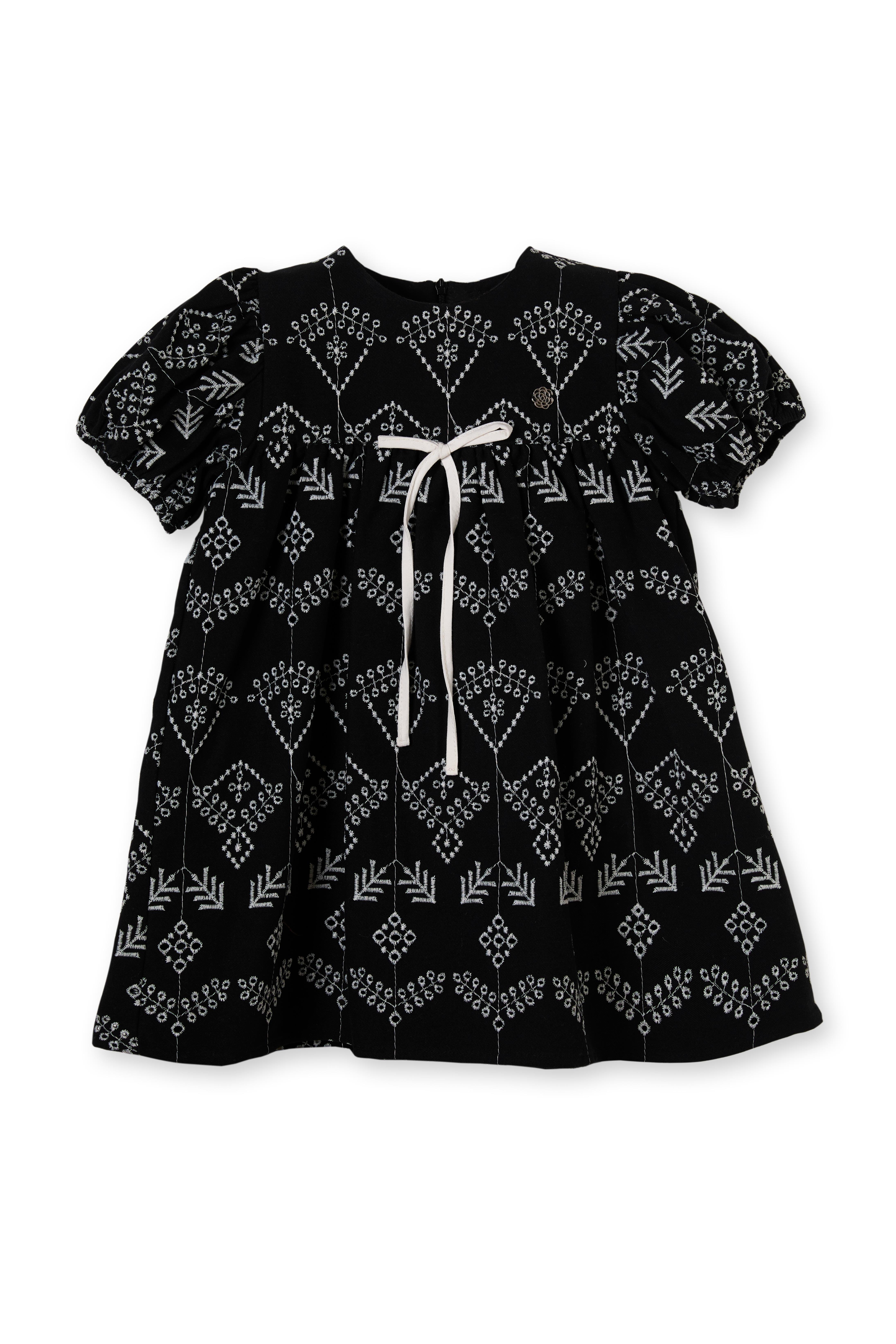 Siyah Pamuklu Brode Etnik Desenli Kız Çocuk Elbise