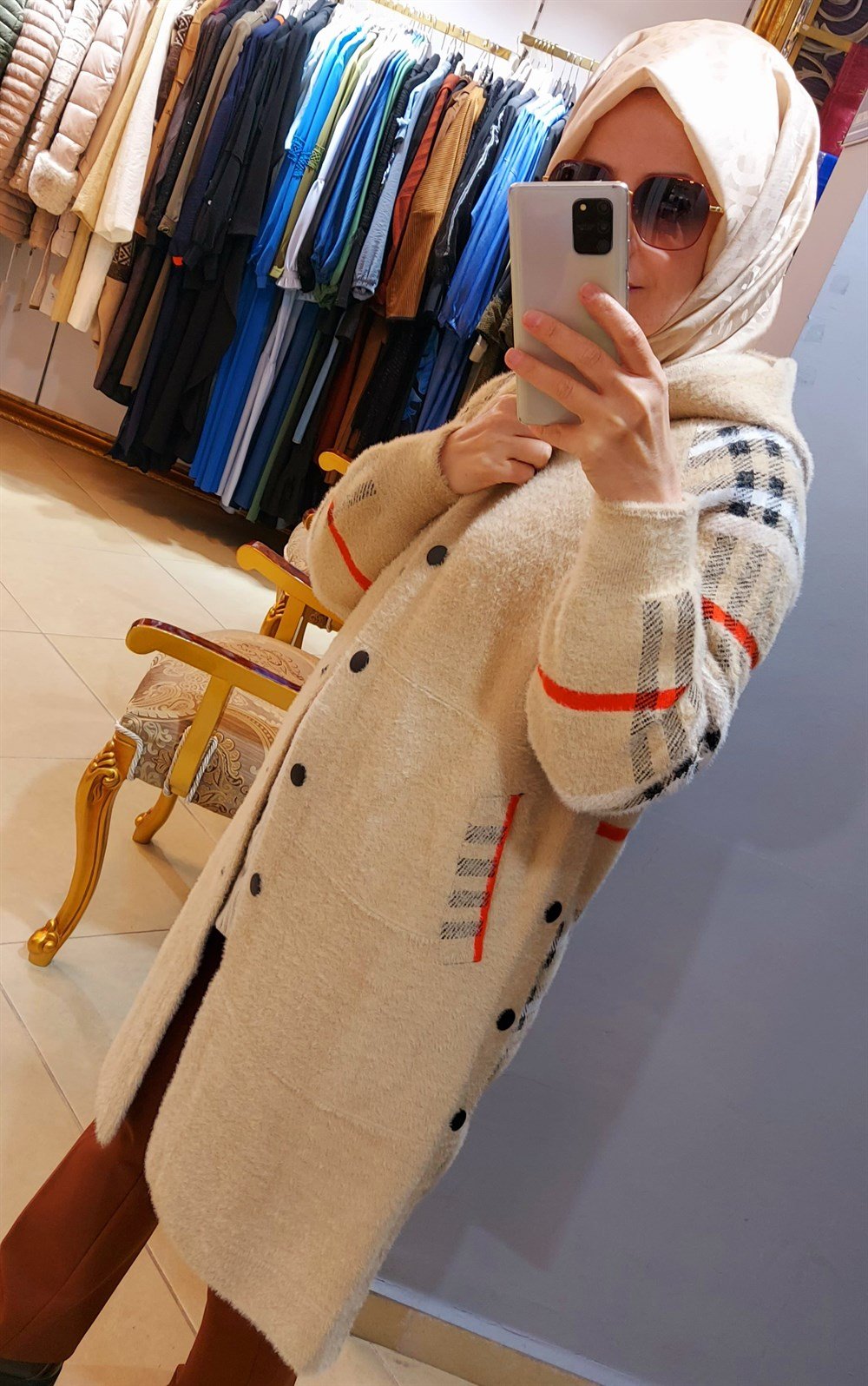 İthal Burberry Desen Angora Kaban - Bej