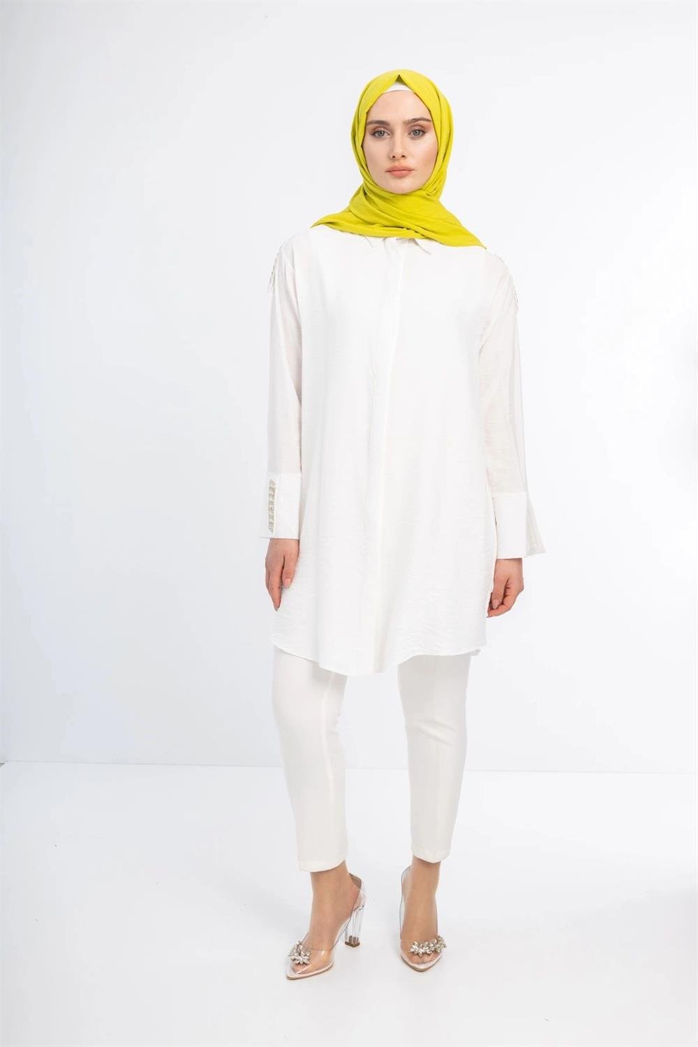 Kolları Taşlı Spor Tunik - Ekru