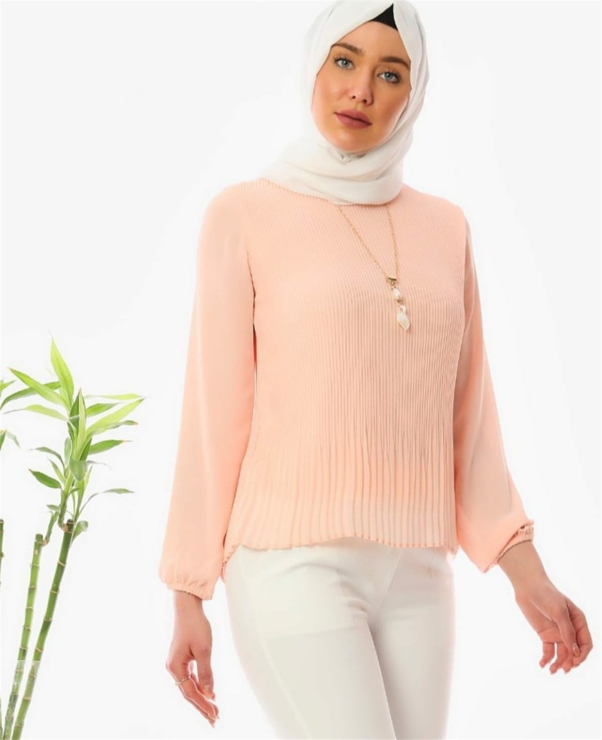Piliseli Şifon Bluz