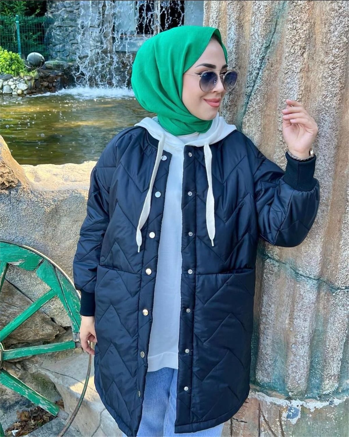 Ribana Detaylı Kapitone Kaban - Siyah