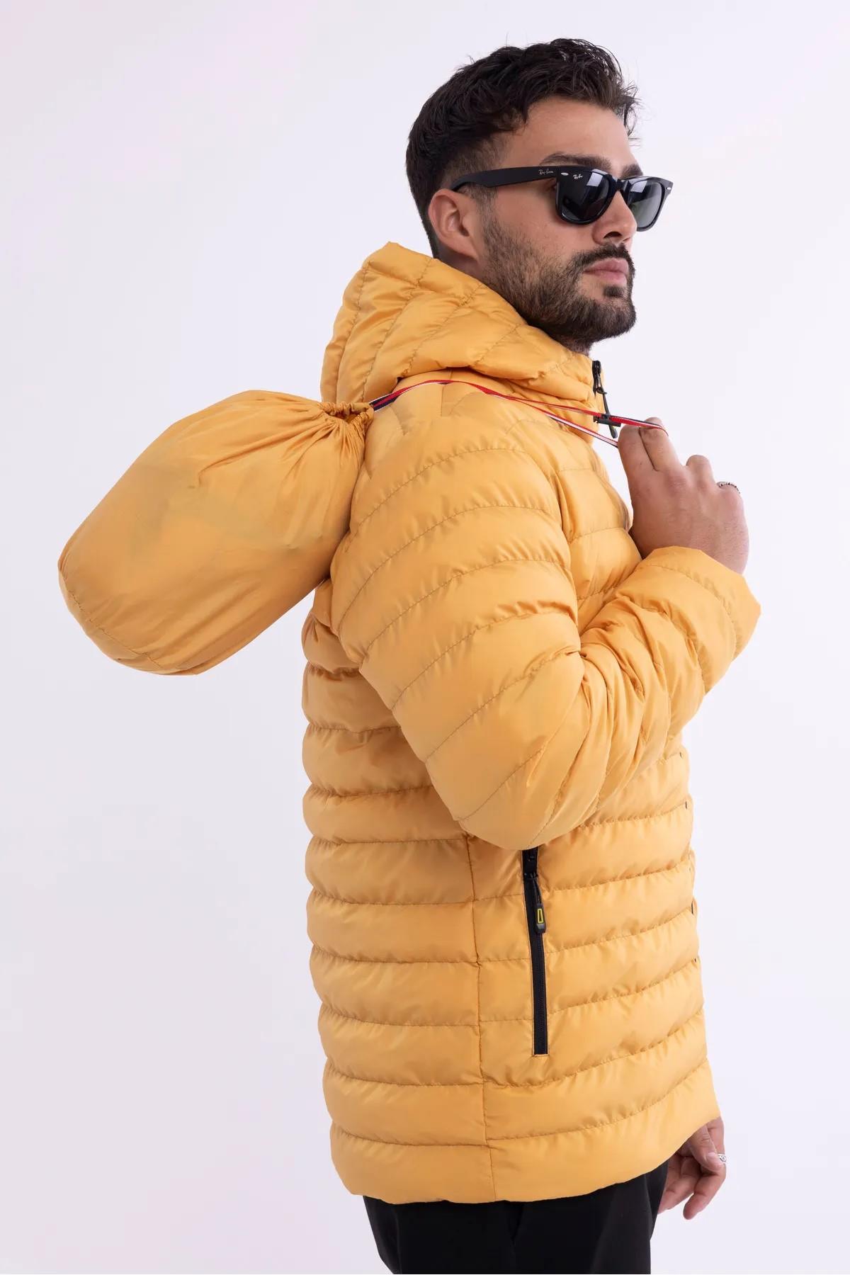 River Club Erkek Rüzgar Geçirmez Kapüşonlu Taşınabilir Çantalı Elyaf Dolgulu Hafif Spor Mont TRM-101