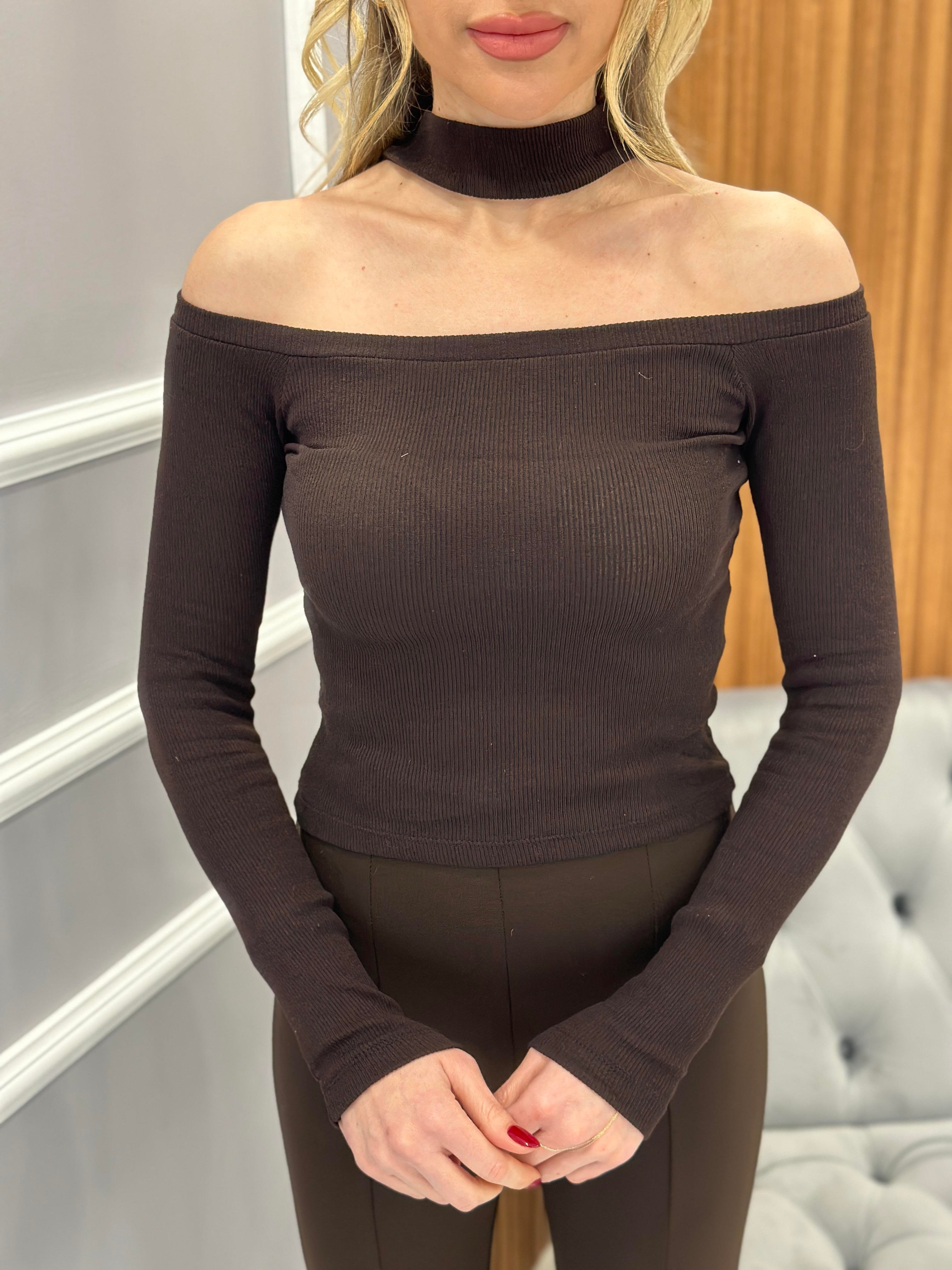 Bluz Carmen Yaka Choker Detaylı Kahverengi