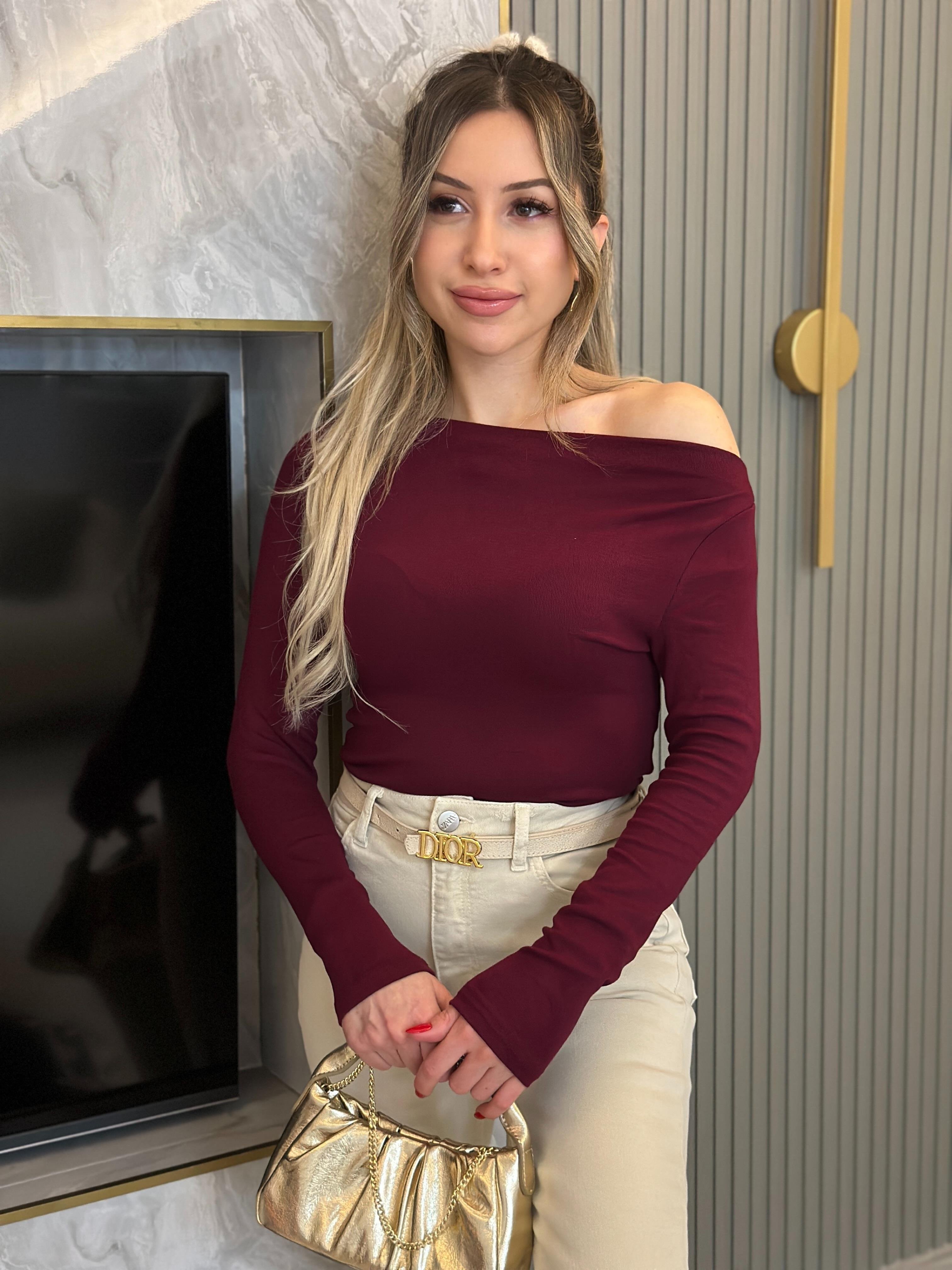 Bluz Düşük Omuz Likralı Bordo