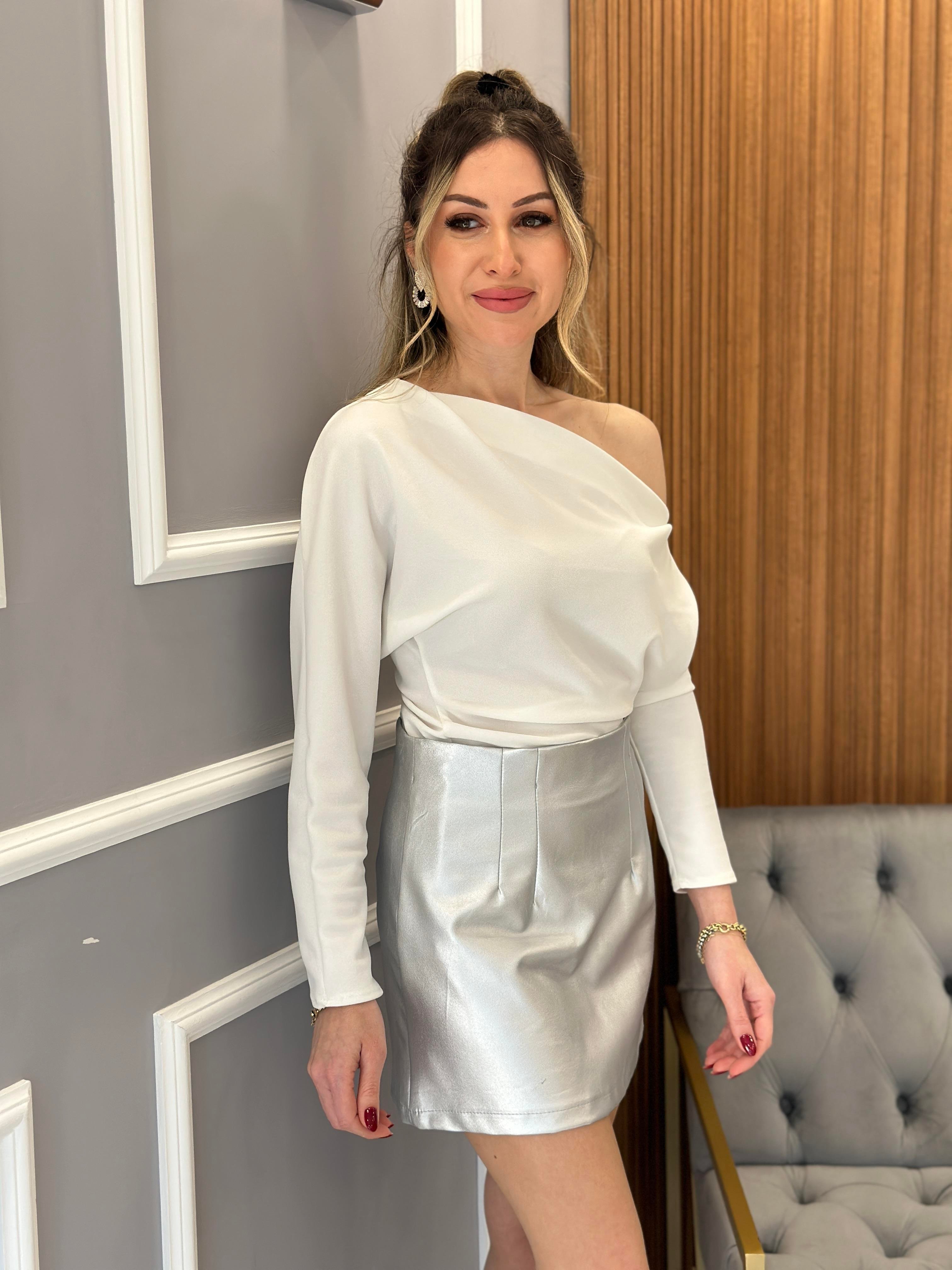 Bluz Omuz Detaylı Beyaz