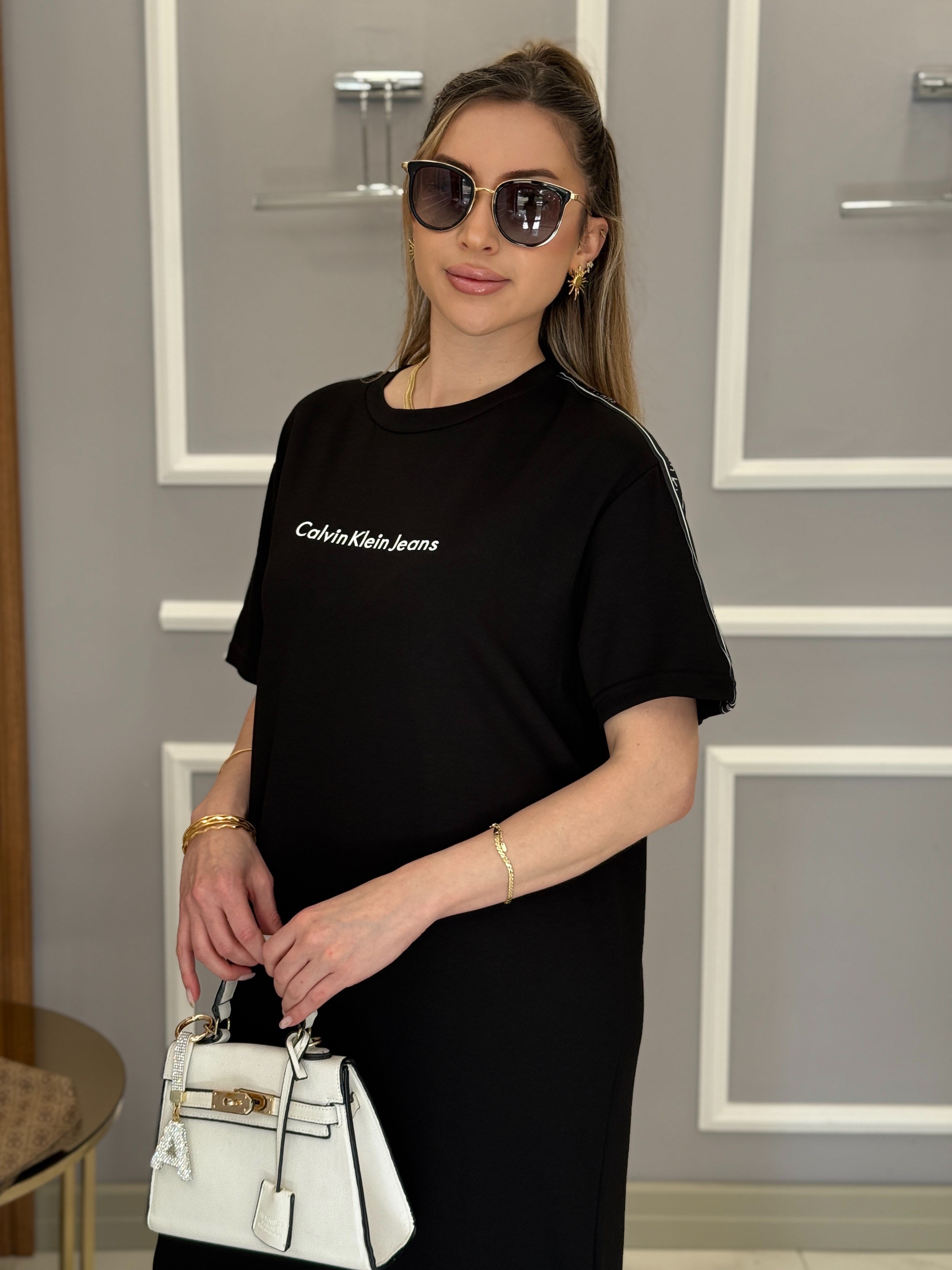CN Premium Modal Kumaş Kol Detaylı Yandan Tek Yırtmaçlı Boyu 108 cm Siyah Elbise 