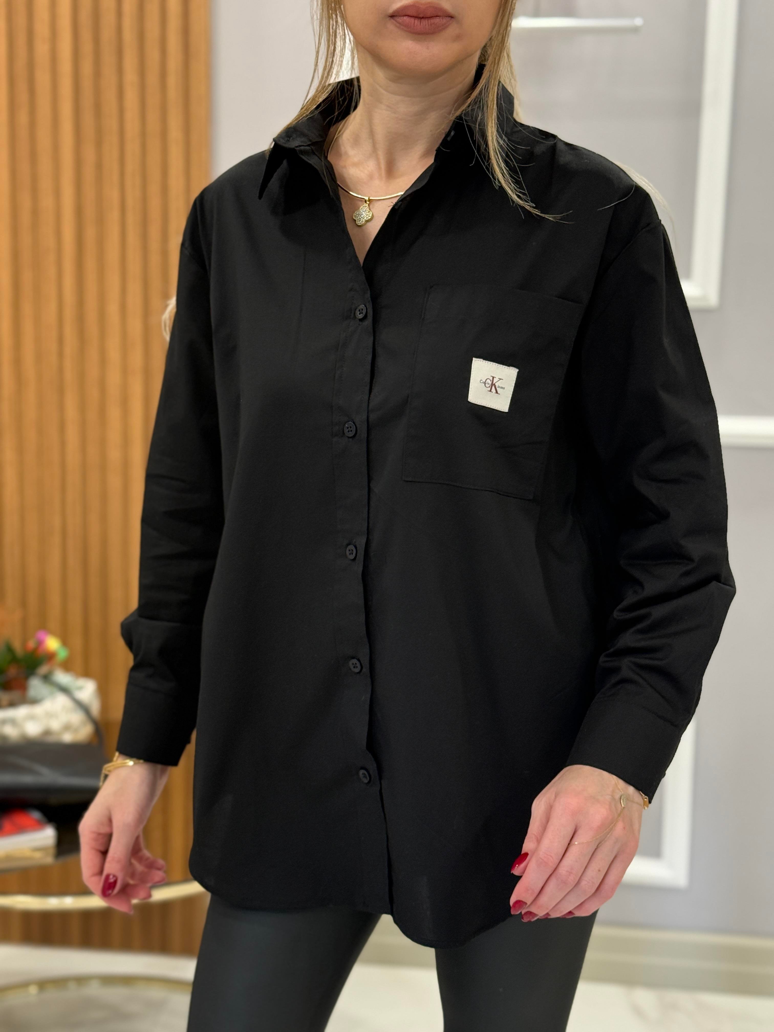 Cnk Oversize Siyah Gömlek 